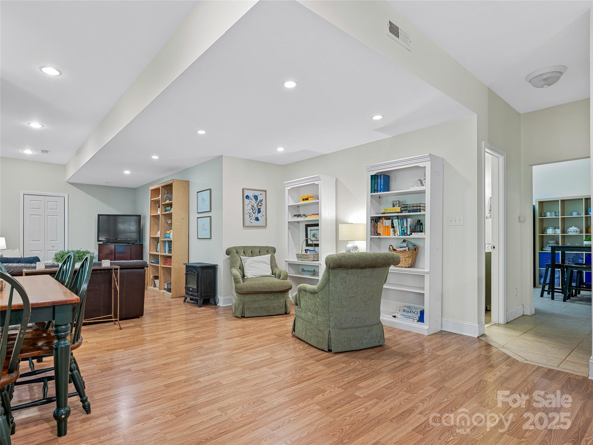 113 Ballantree Drive — Asheville