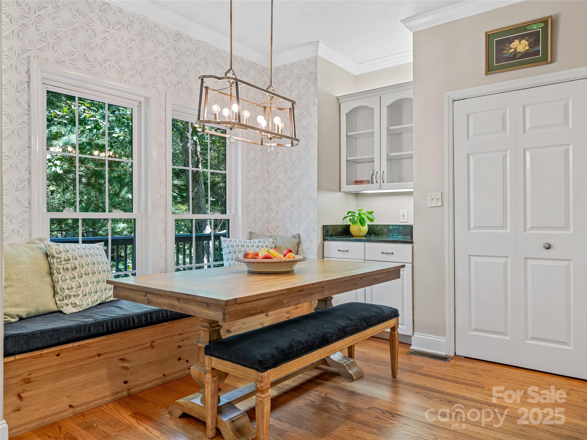 113 Ballantree Drive — Asheville