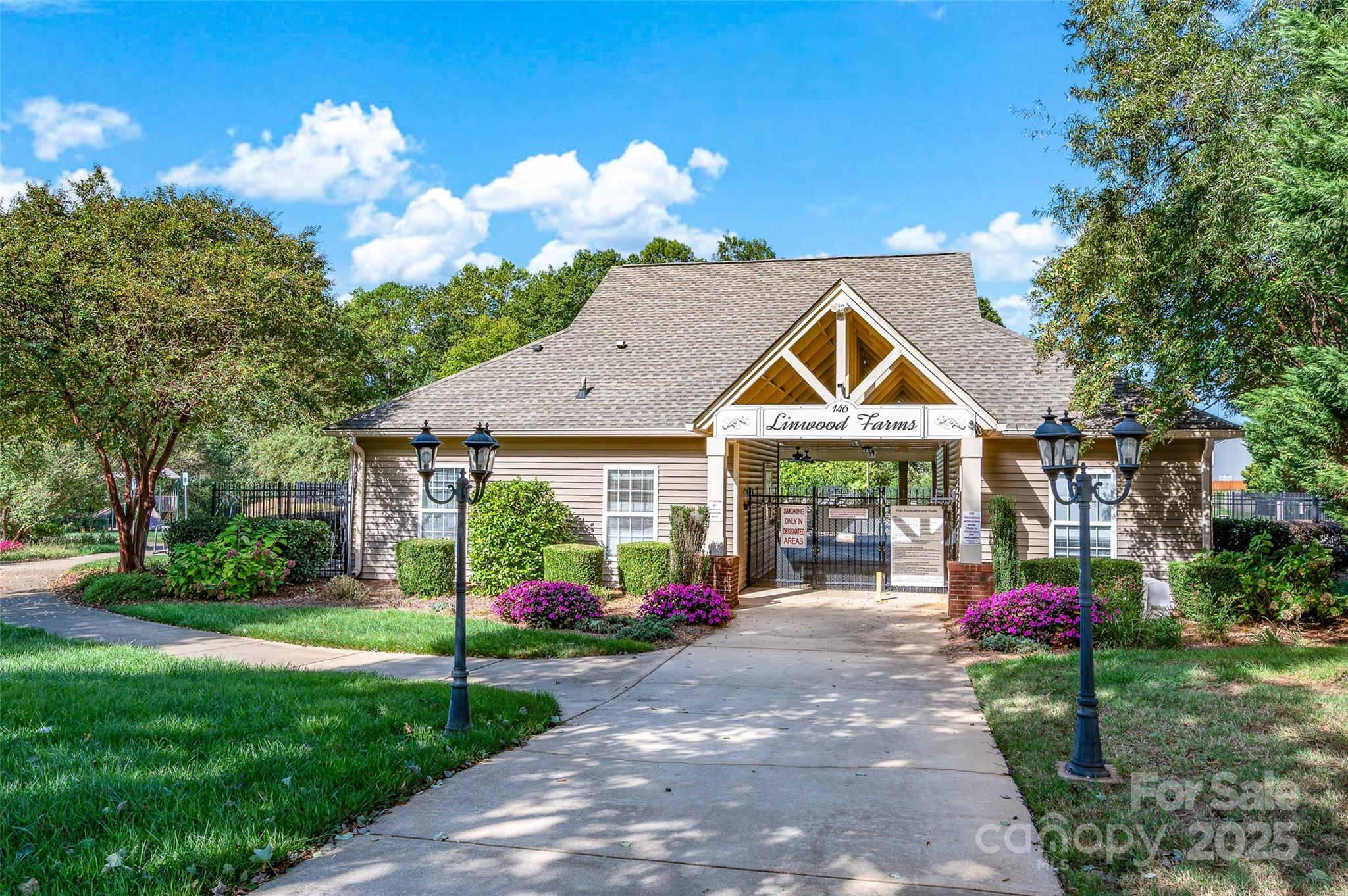 210 Golden Valley Drive — Mooresville