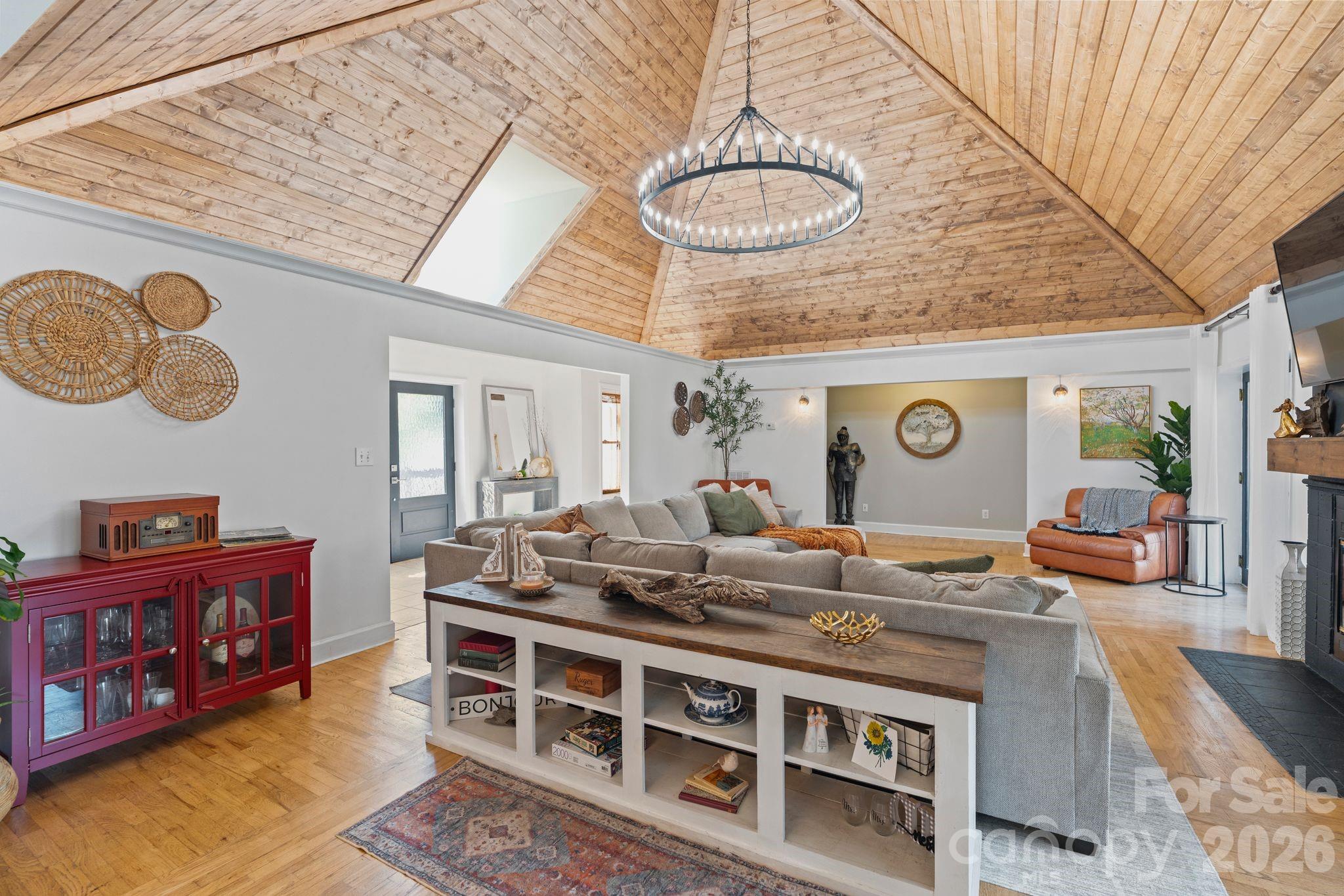 214 Ridgeway Drive — Taylorsville