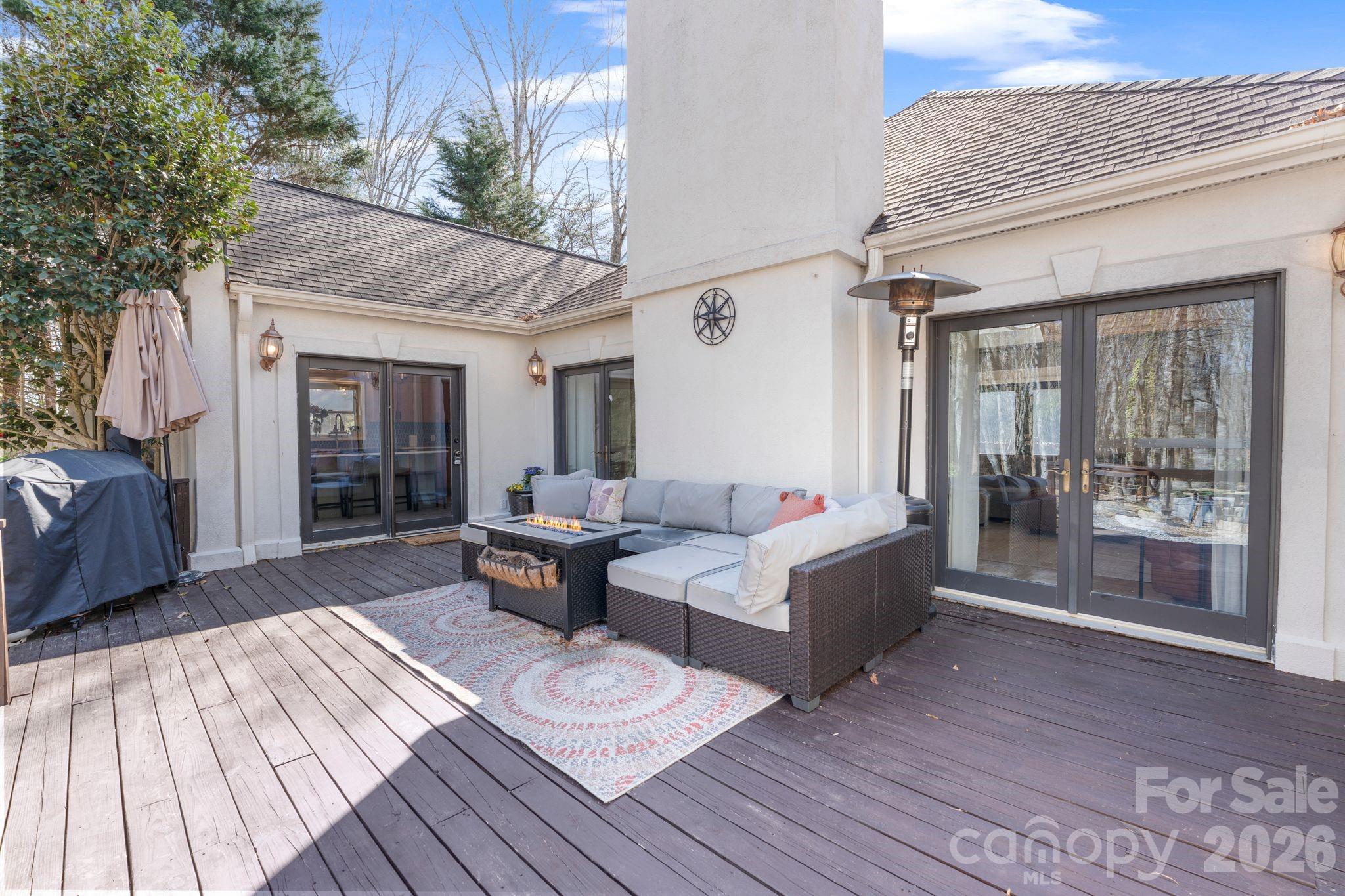 214 Ridgeway Drive — Taylorsville