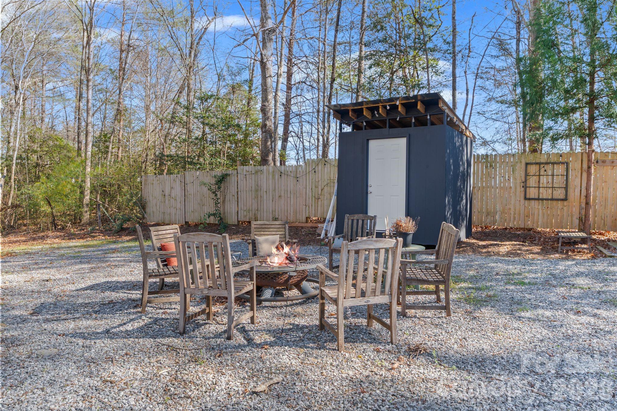 214 Ridgeway Drive — Taylorsville
