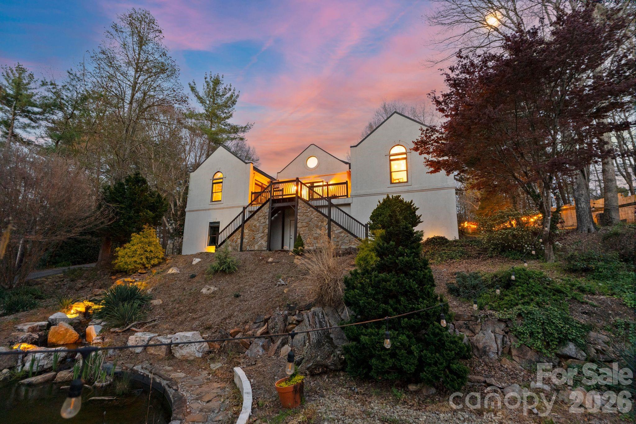 214 Ridgeway Drive — Taylorsville