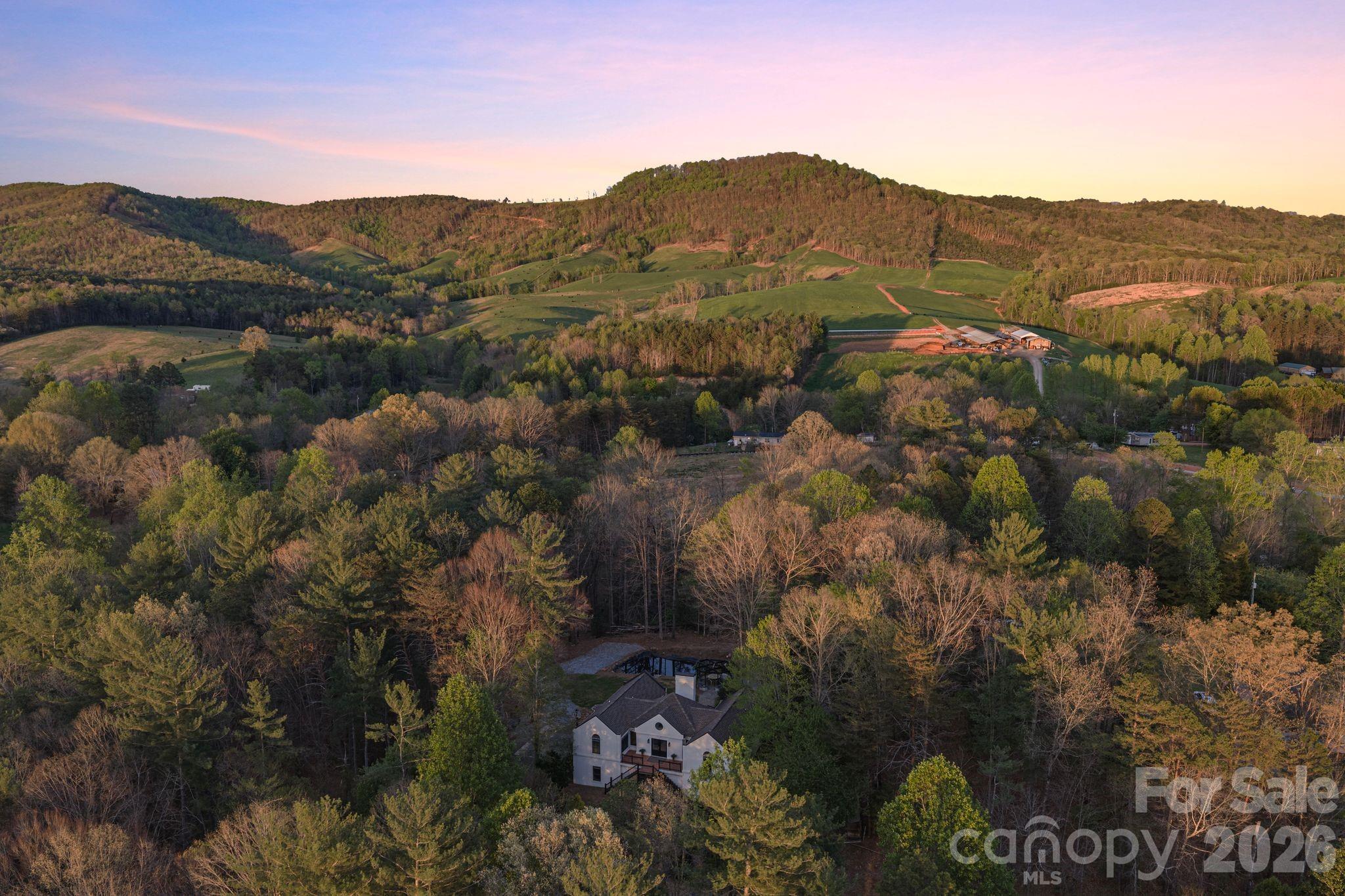 214 Ridgeway Drive — Taylorsville