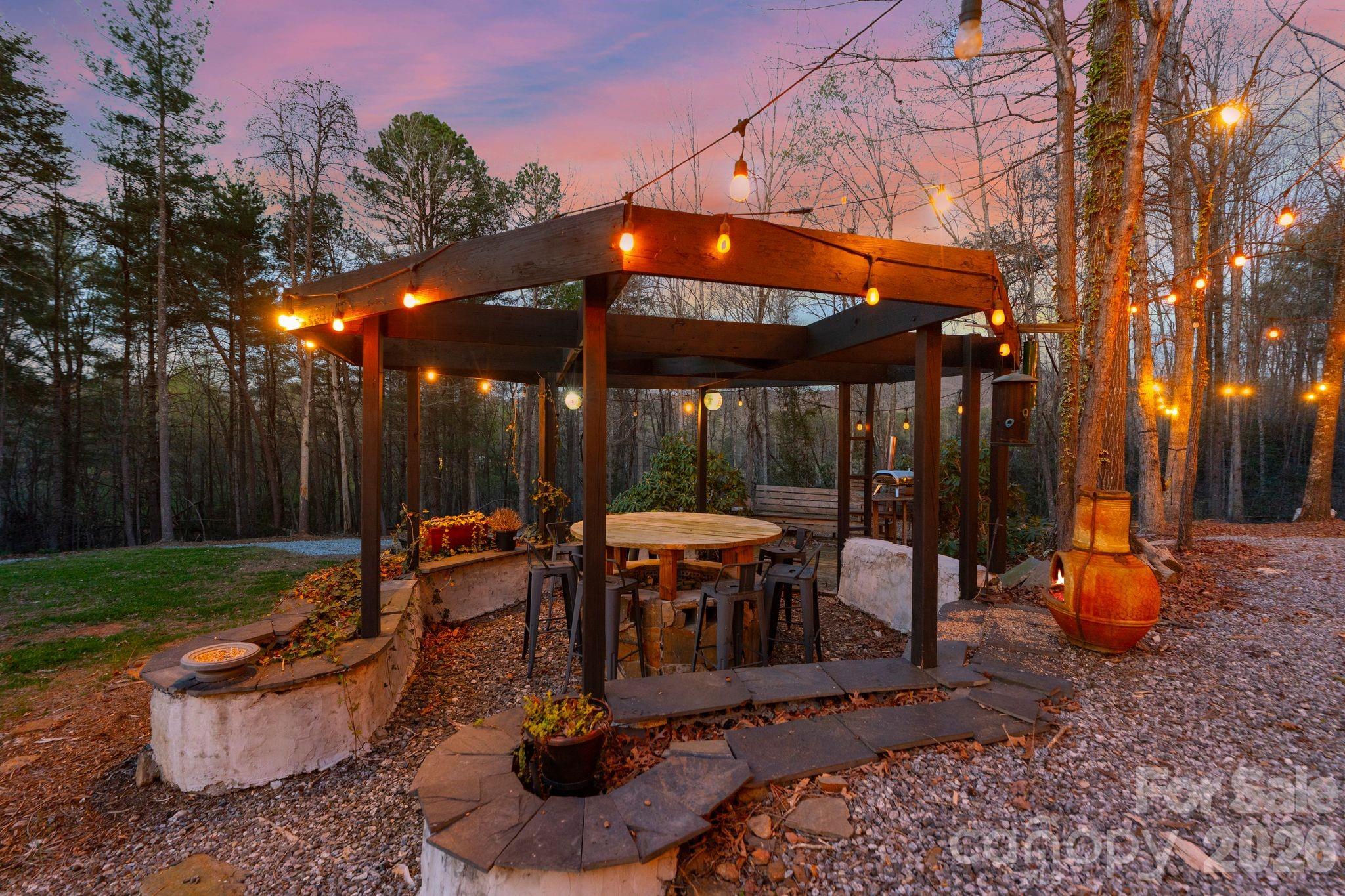 214 Ridgeway Drive — Taylorsville