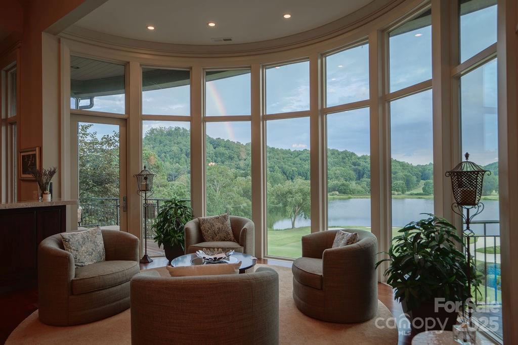 15 Water View Court — Travelers Rest