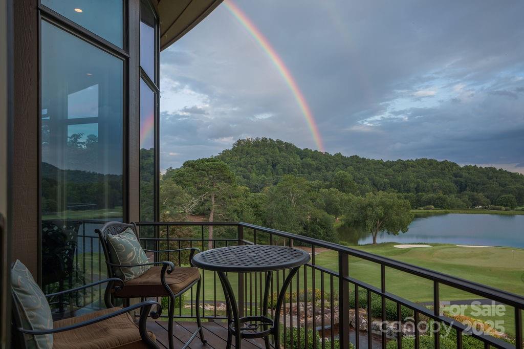 15 Water View Court — Travelers Rest