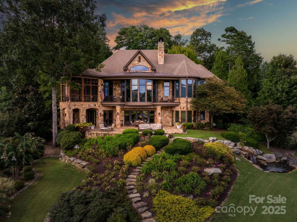 15 Water View Court — Travelers Rest