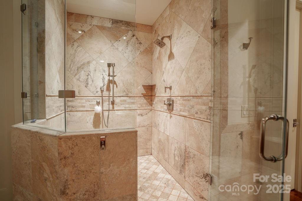 15 Water View Court — Travelers Rest