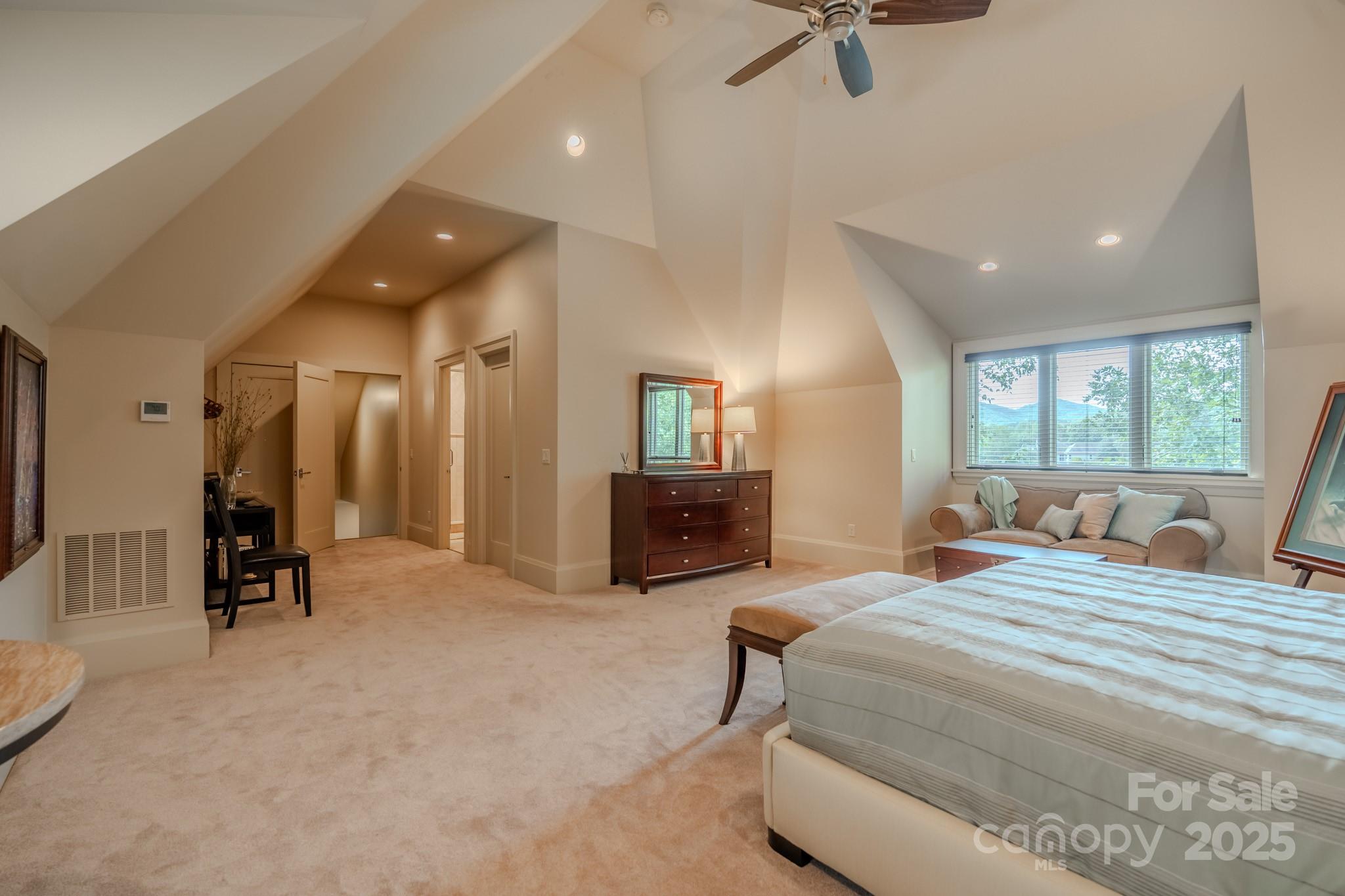 15 Water View Court — Travelers Rest