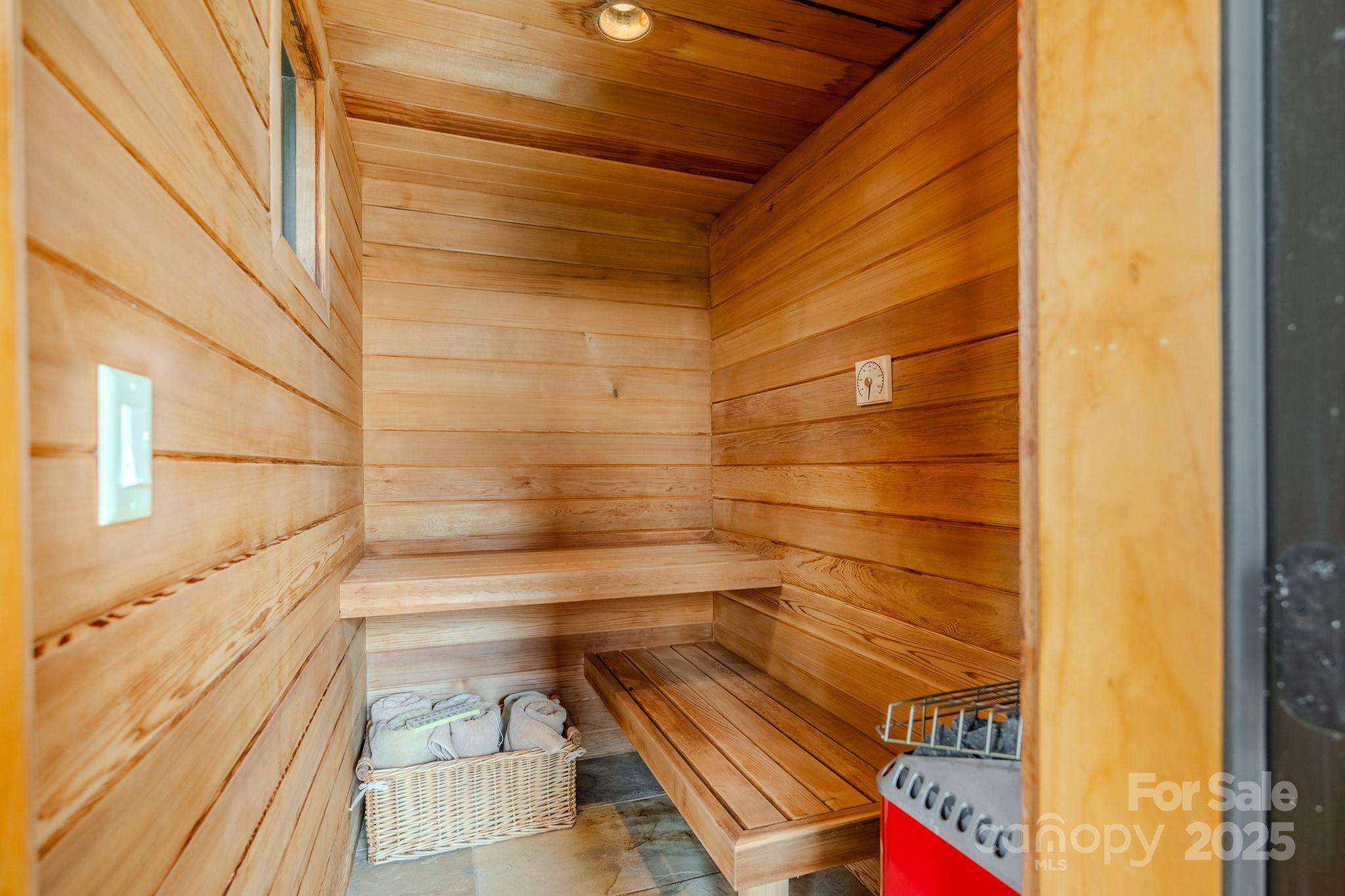 15 Water View Court — Travelers Rest