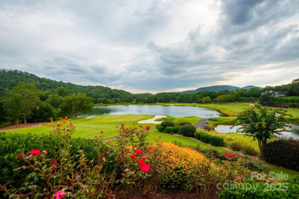 15 Water View Court — Travelers Rest