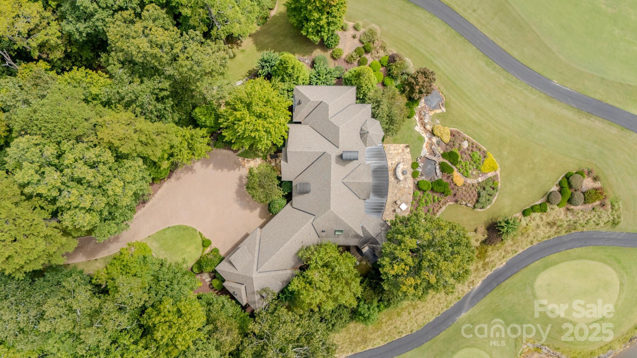 15 Water View Court — Travelers Rest