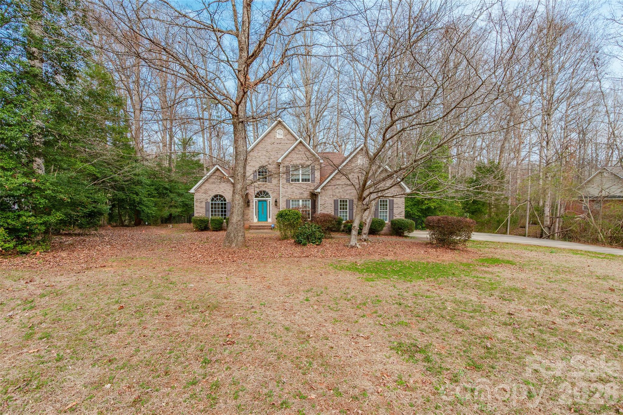 321 Forbes Court — Clover