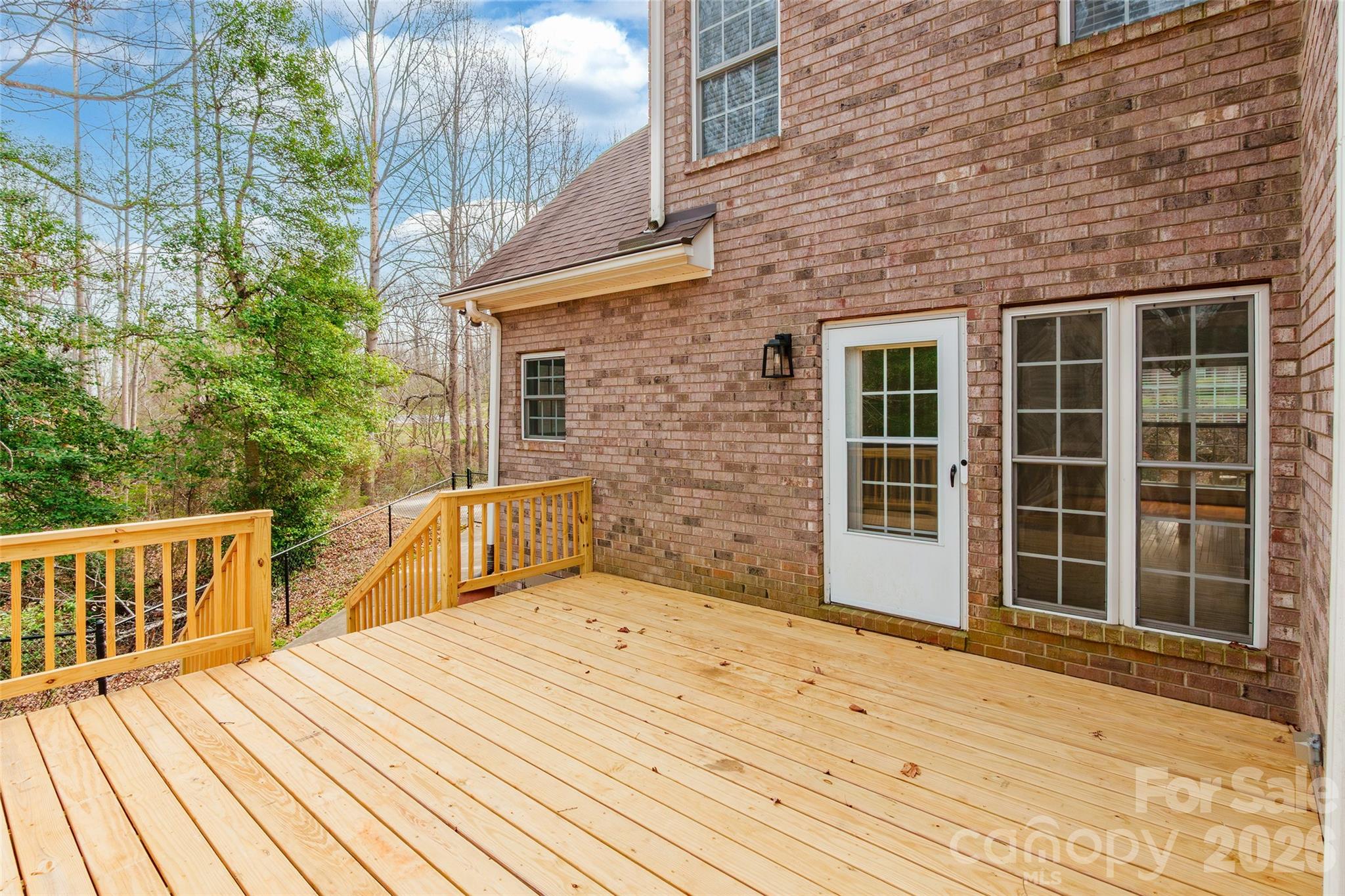 321 Forbes Court — Clover