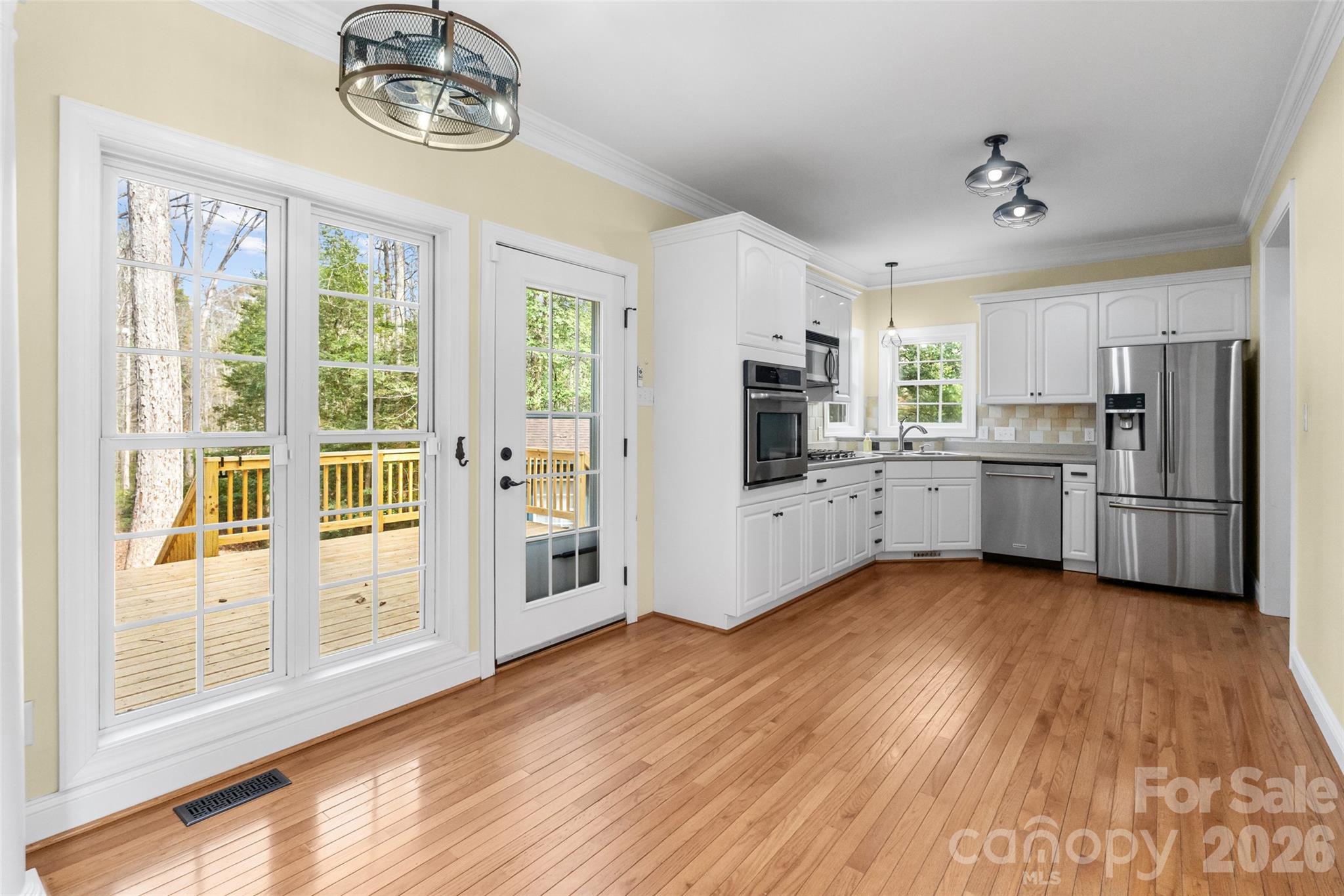321 Forbes Court — Clover
