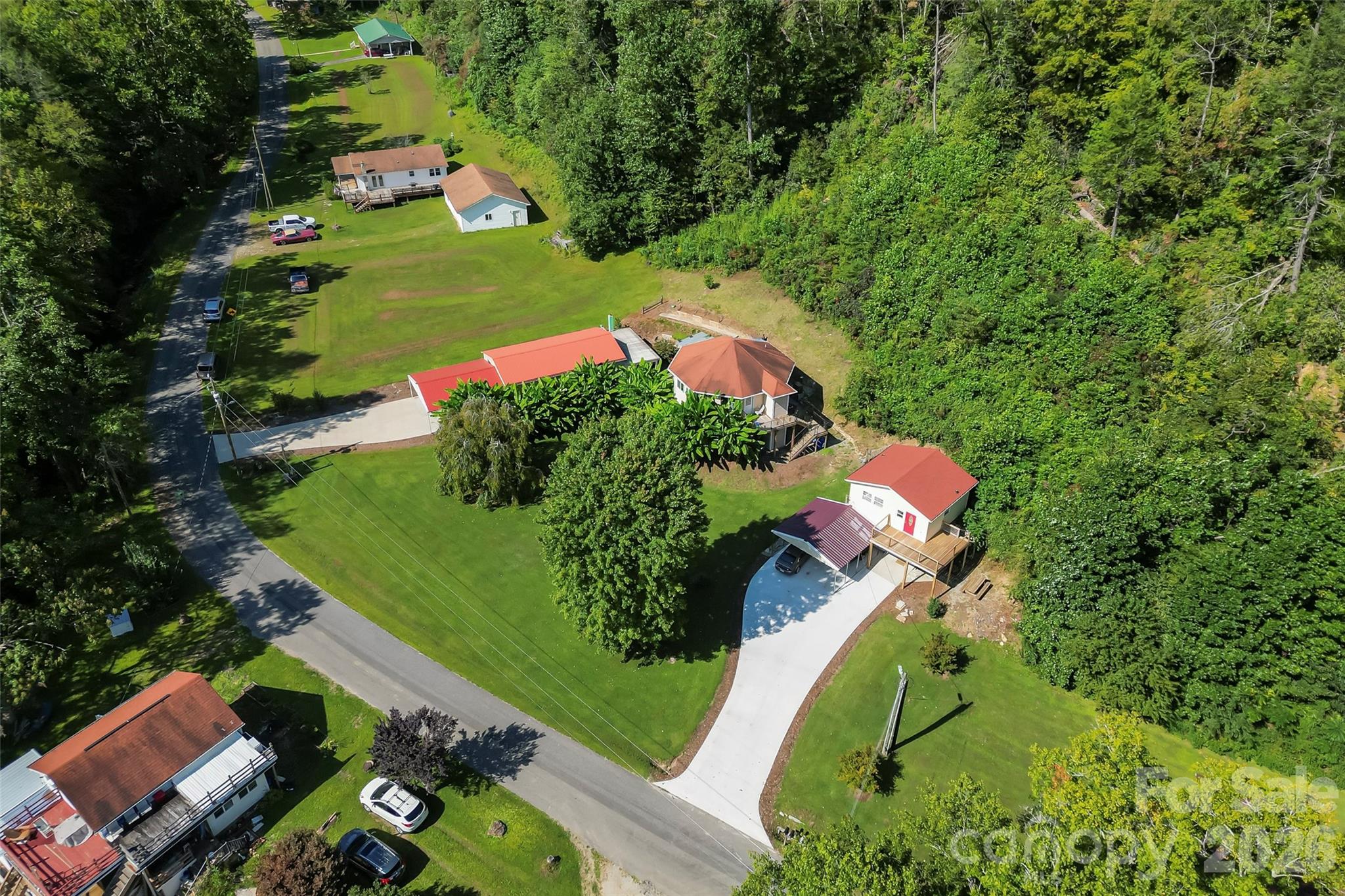 214 Locust Cove Road — Marion