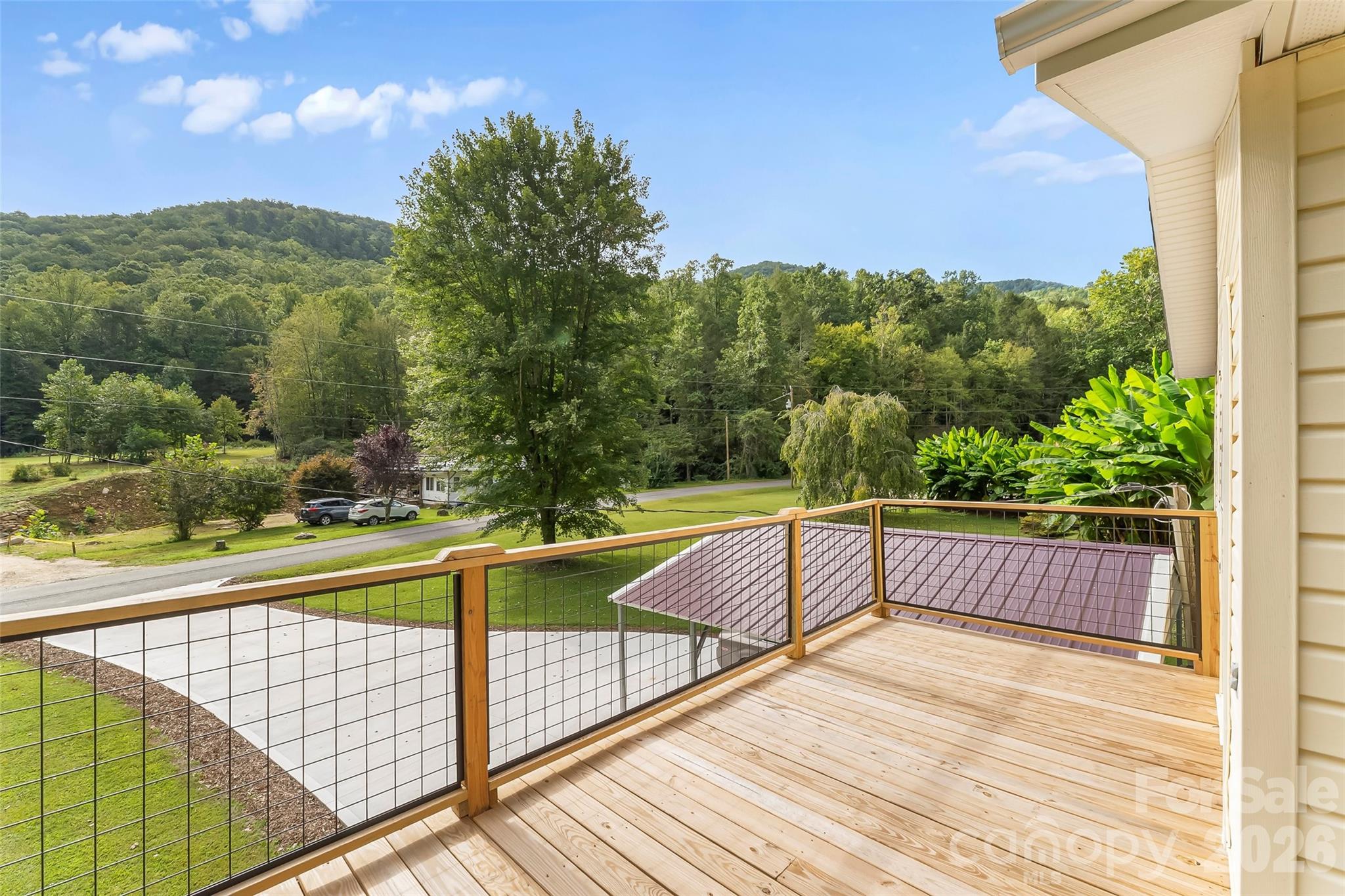 214 Locust Cove Road — Marion
