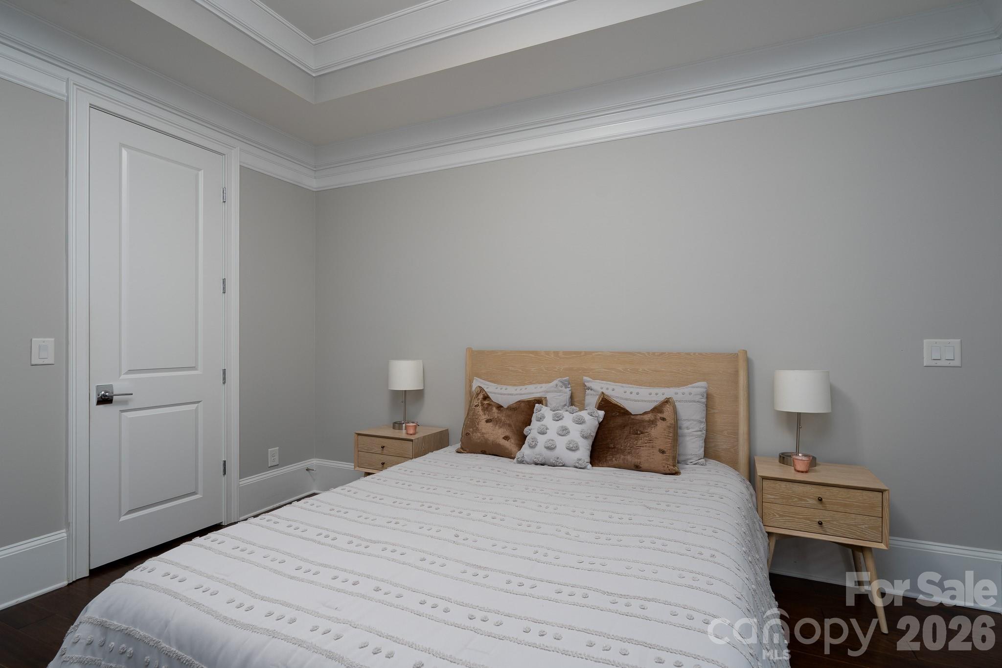 5041 Vernet Lane — Charlotte