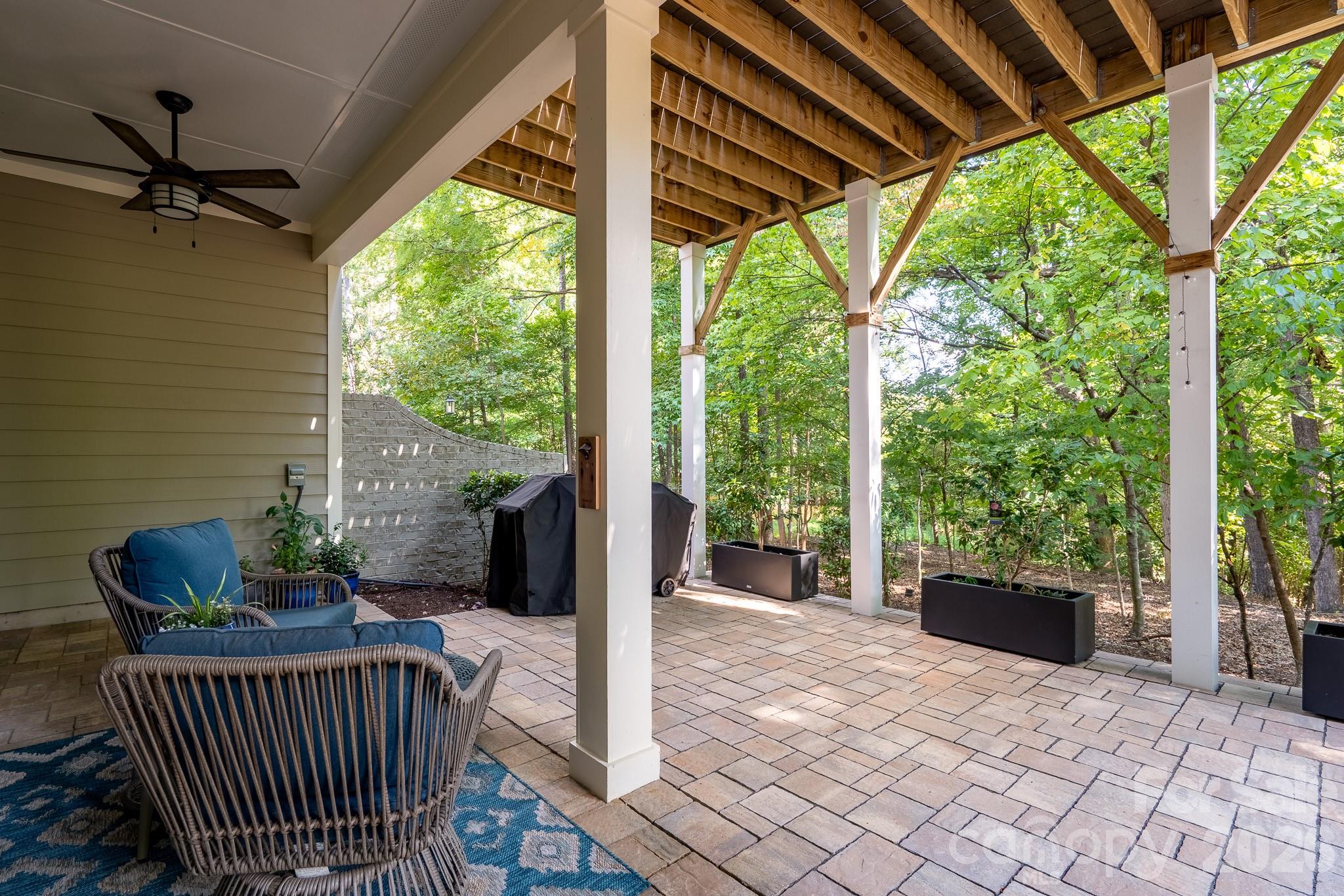 5041 Vernet Lane — Charlotte