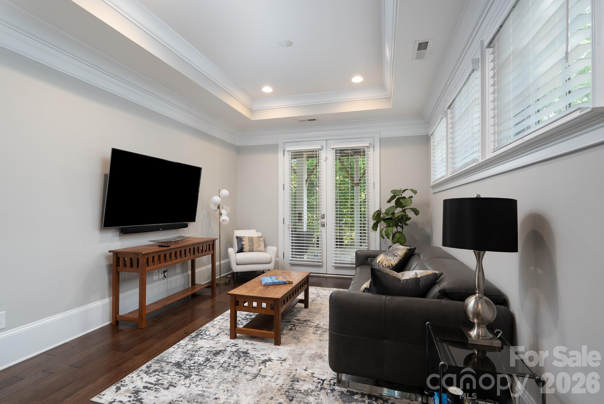 5041 Vernet Lane — Charlotte