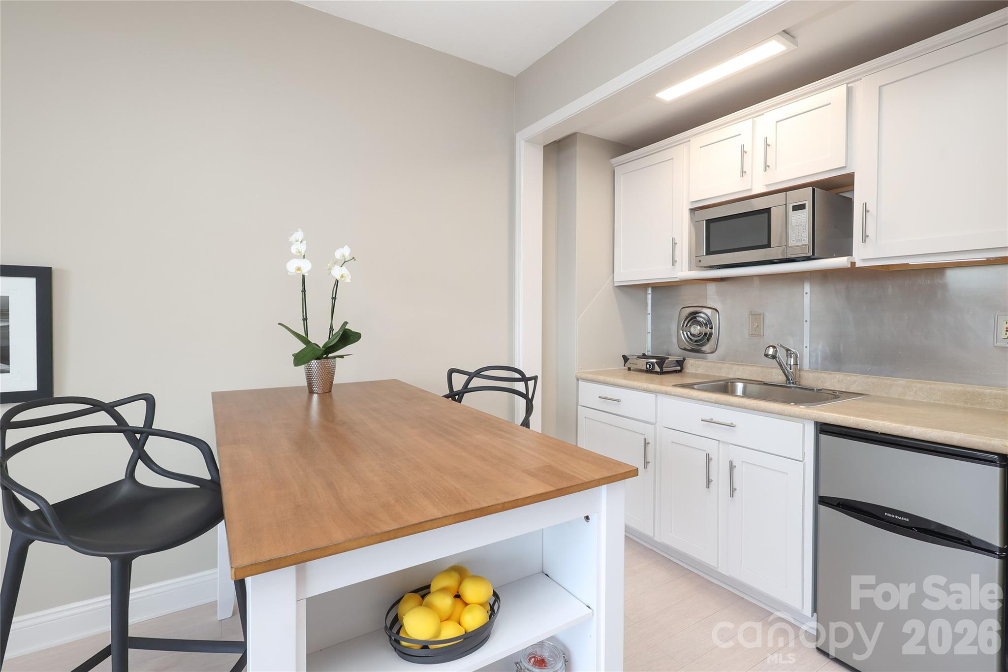 1300 Reece Road #300 — Charlotte