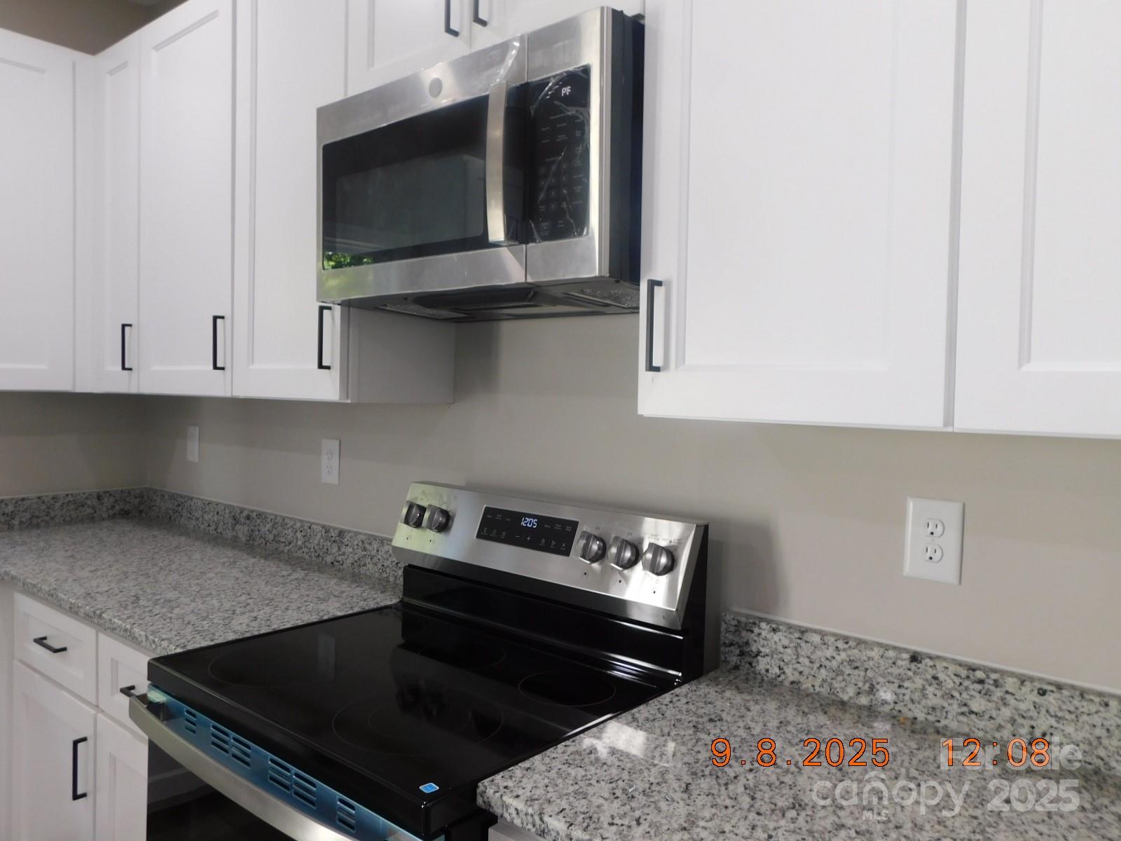 3510 Meadow Glen Court — Clemmons