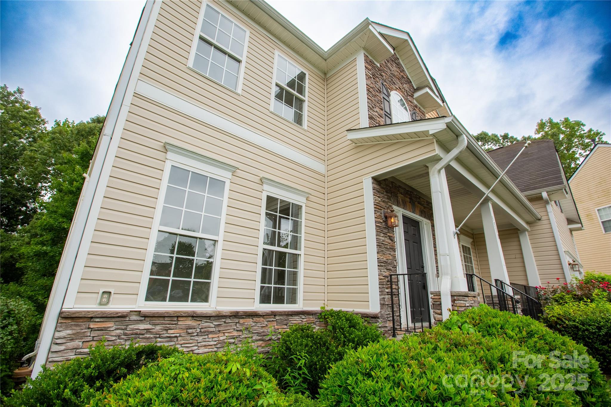 3510 Meadow Glen Court — Clemmons