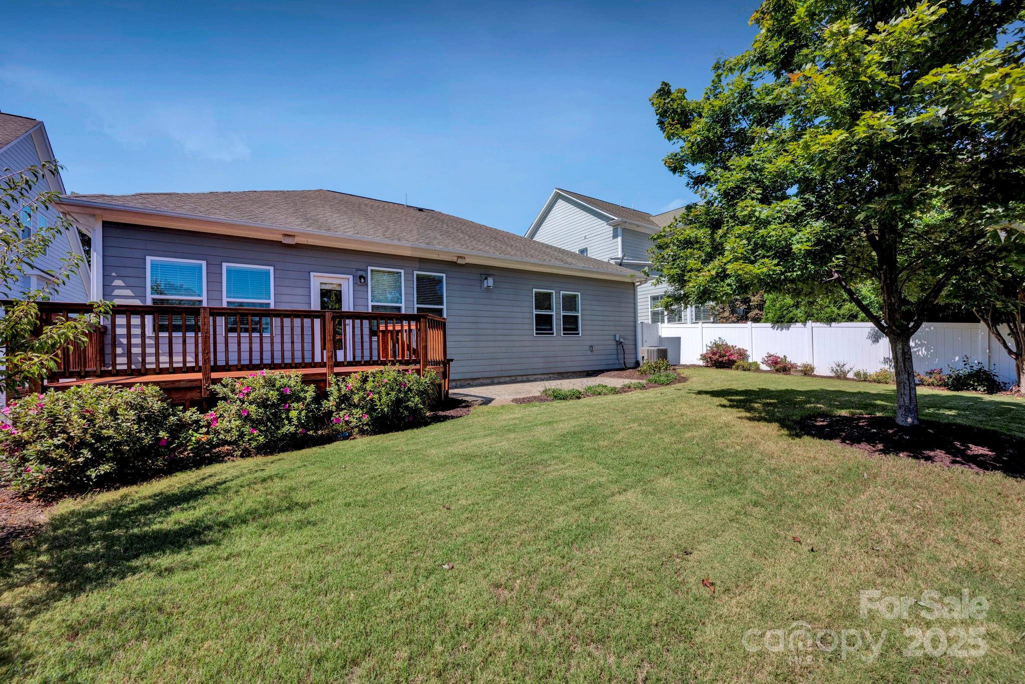 11633 Bradford Park Drive — Davidson