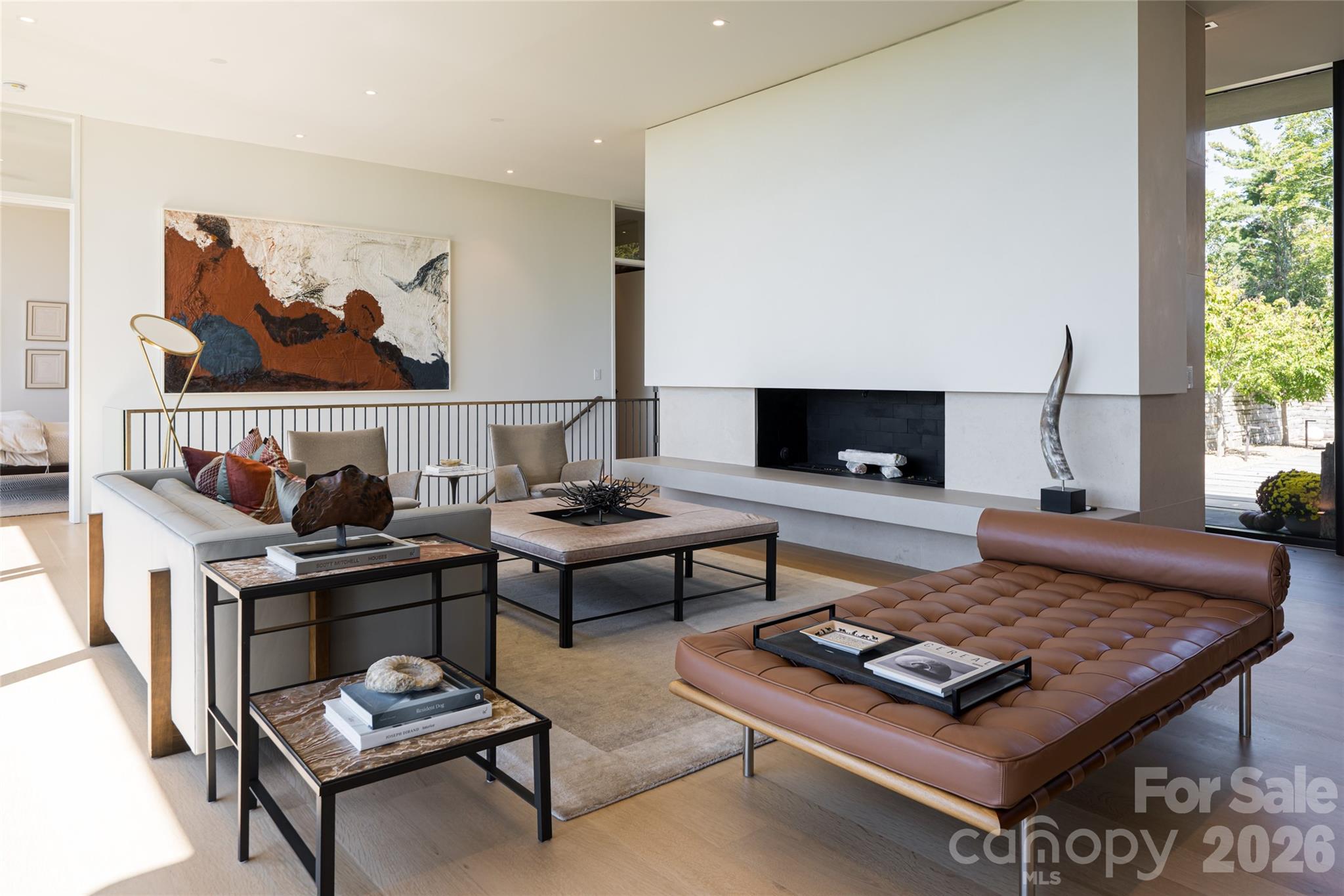 353 Retreat Ridge Way — Asheville