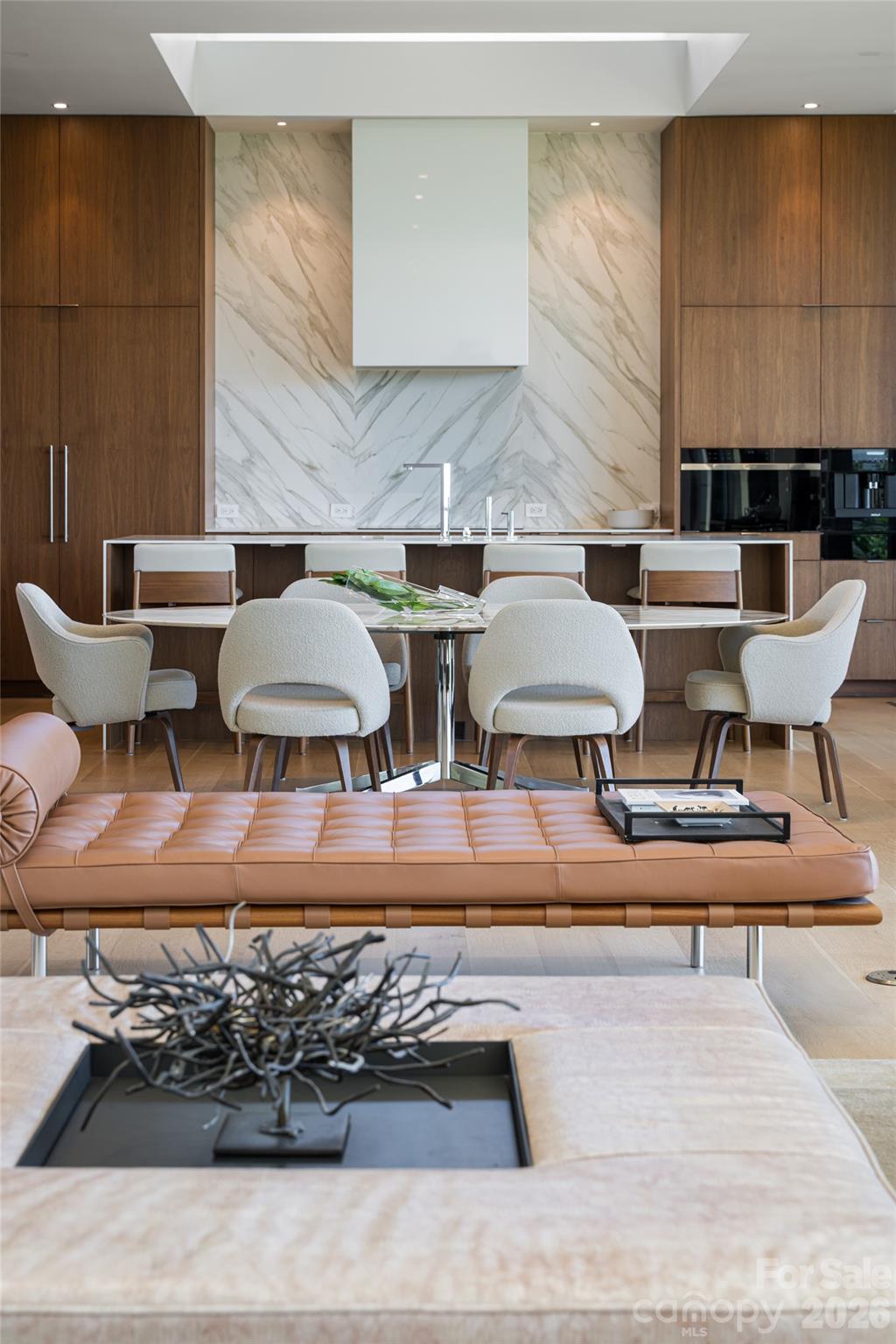 353 Retreat Ridge Way — Asheville