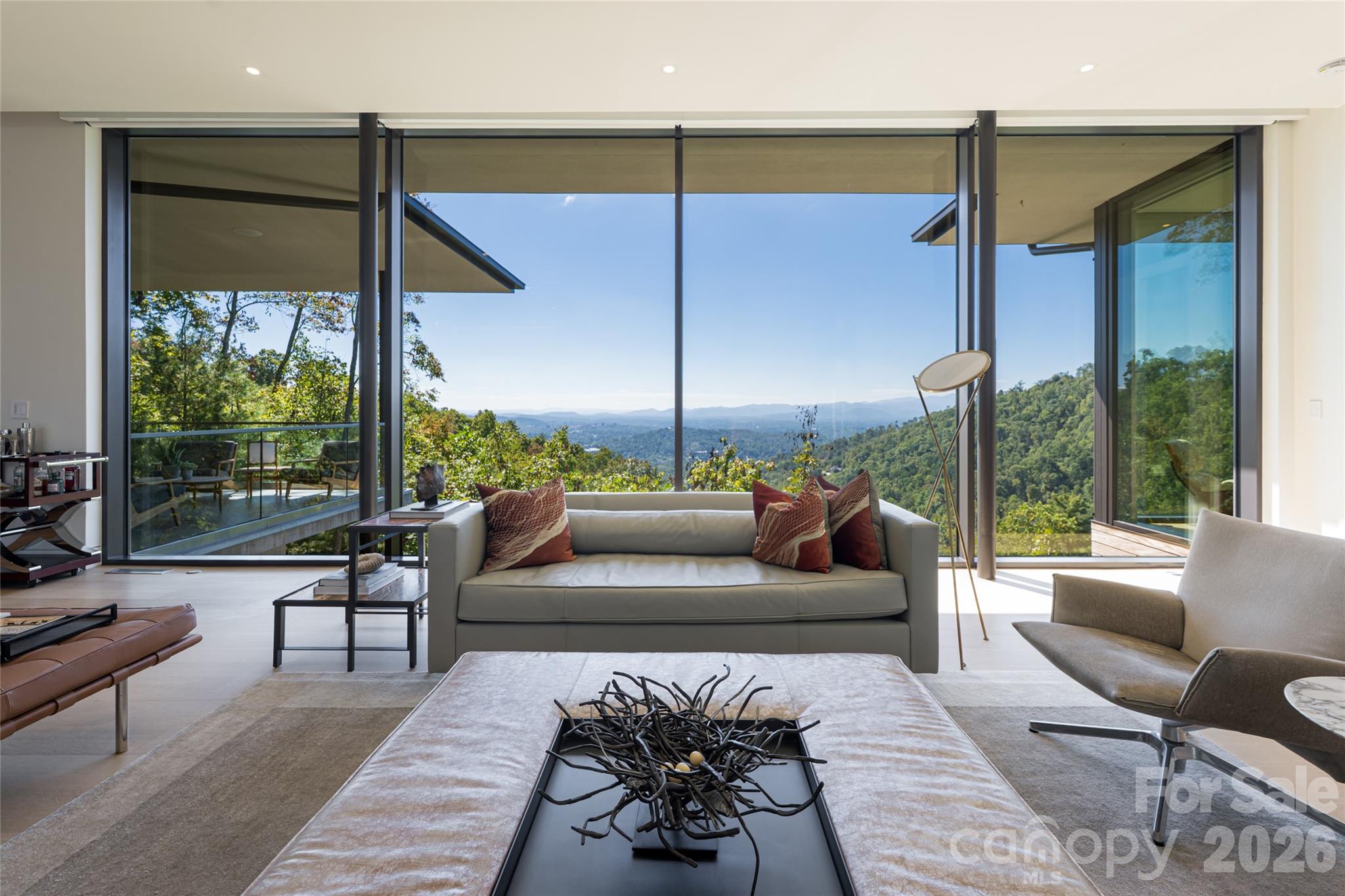353 Retreat Ridge Way — Asheville