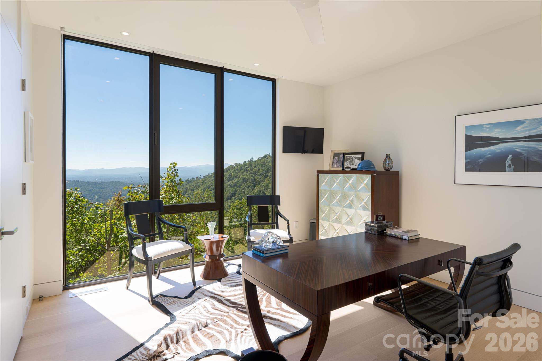 353 Retreat Ridge Way — Asheville
