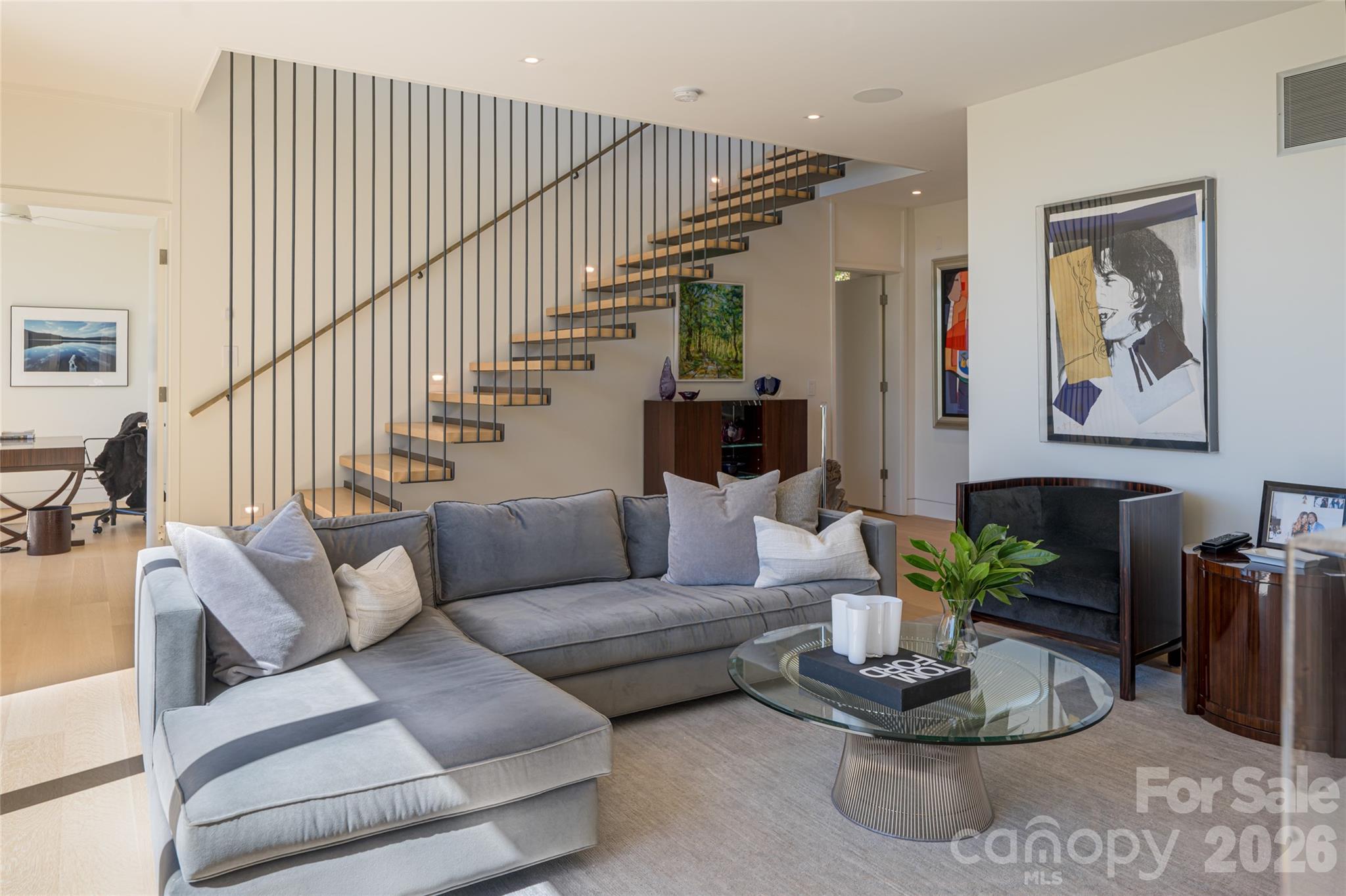 353 Retreat Ridge Way — Asheville