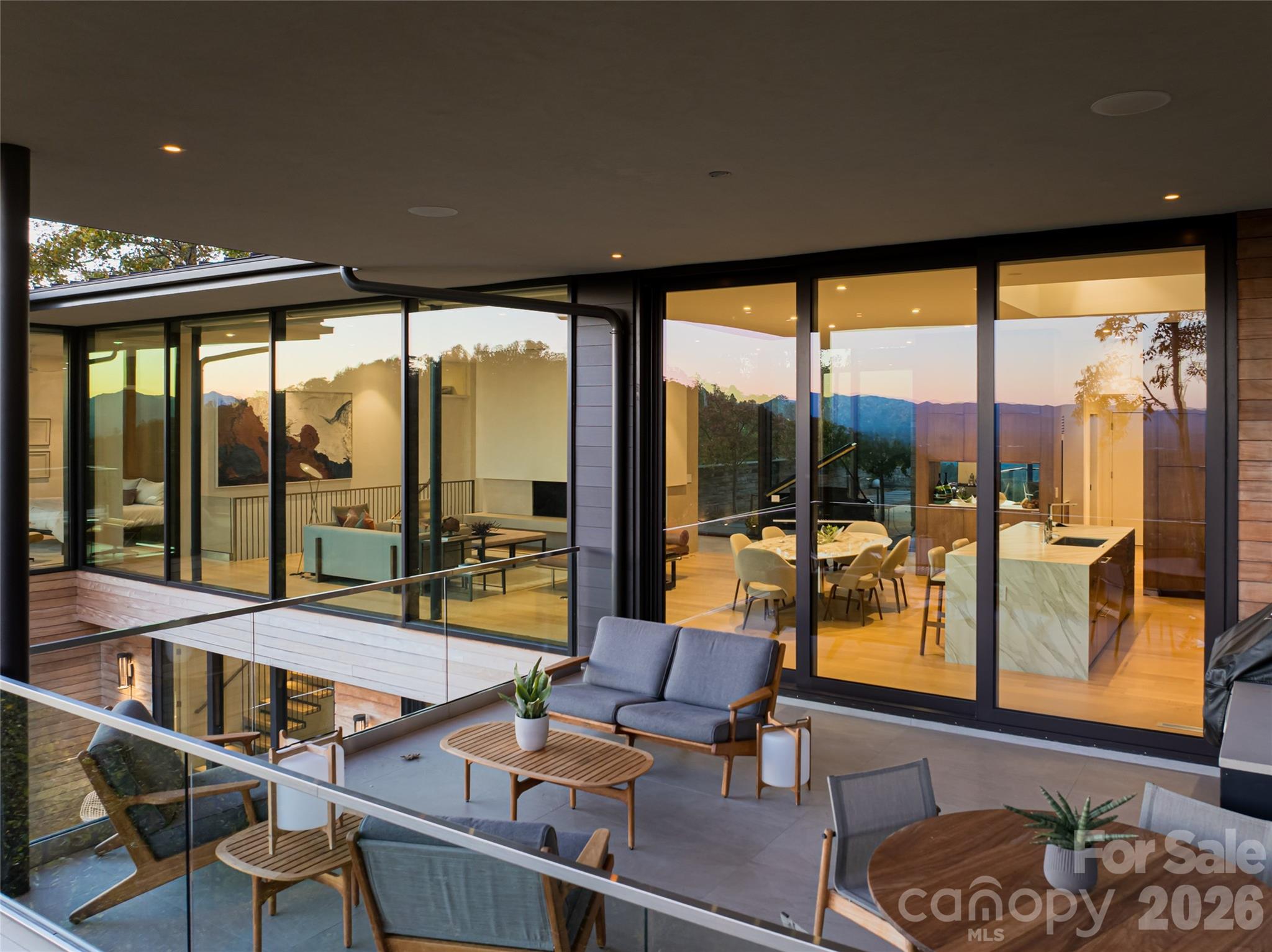 353 Retreat Ridge Way — Asheville