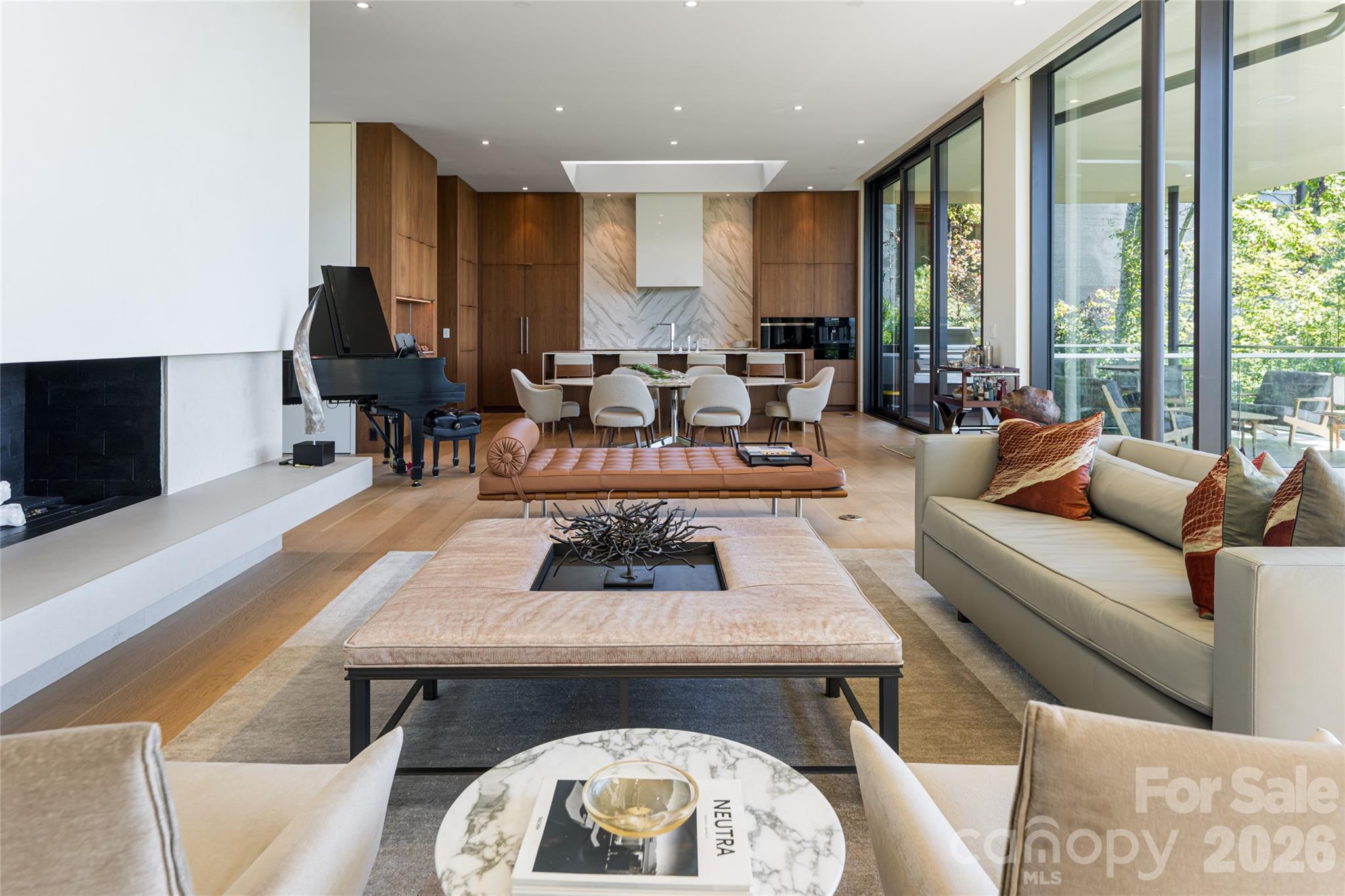 353 Retreat Ridge Way — Asheville