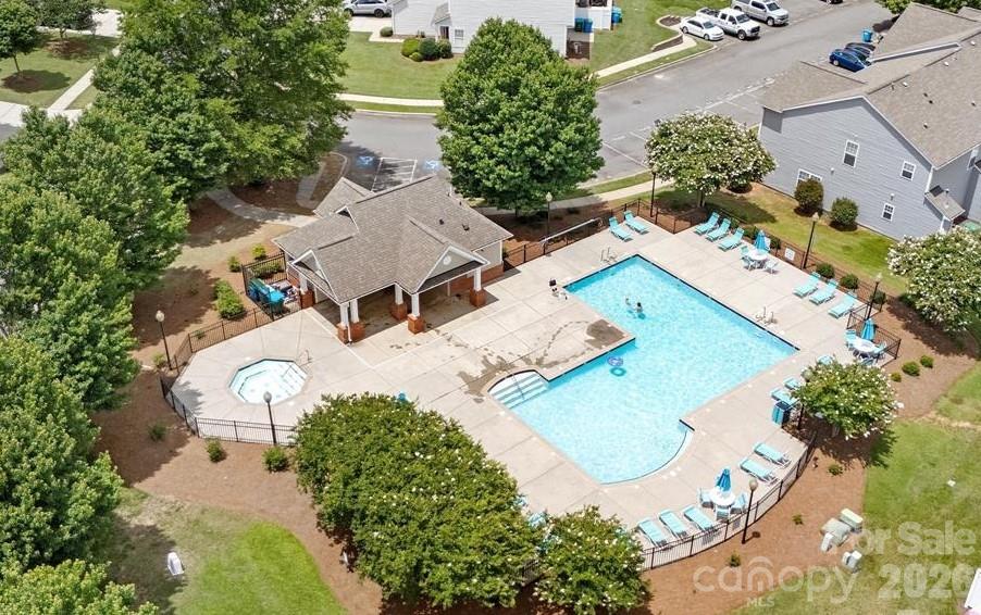 11743 Stockdale Court — Pineville