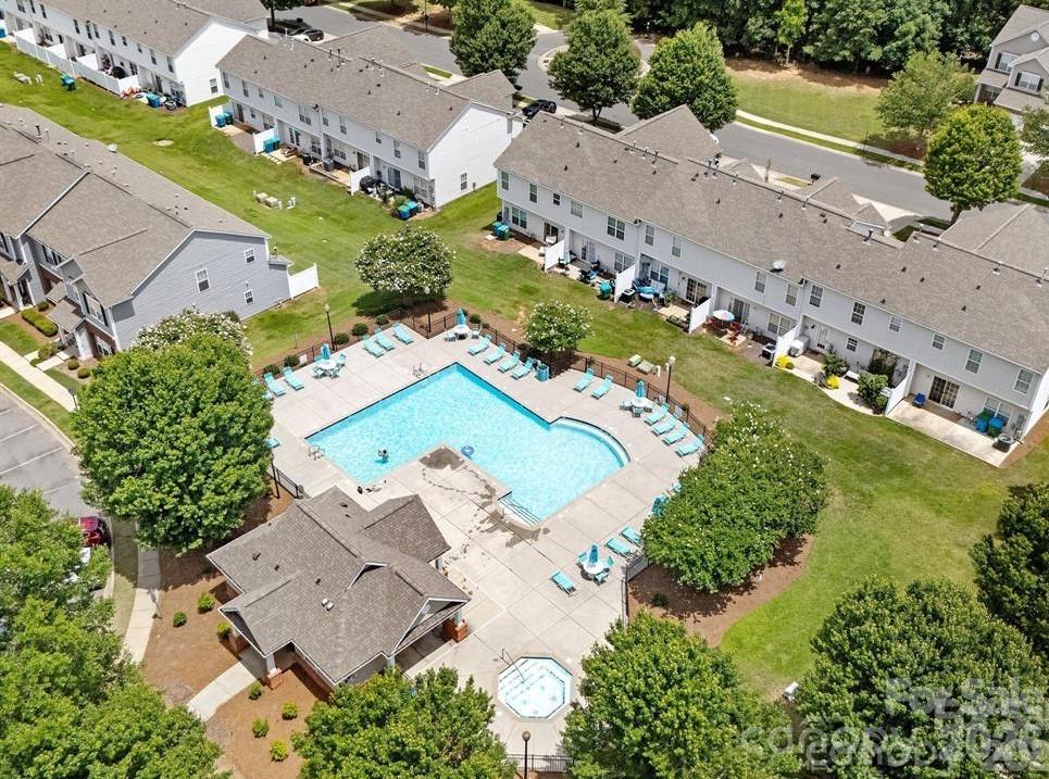 11743 Stockdale Court — Pineville