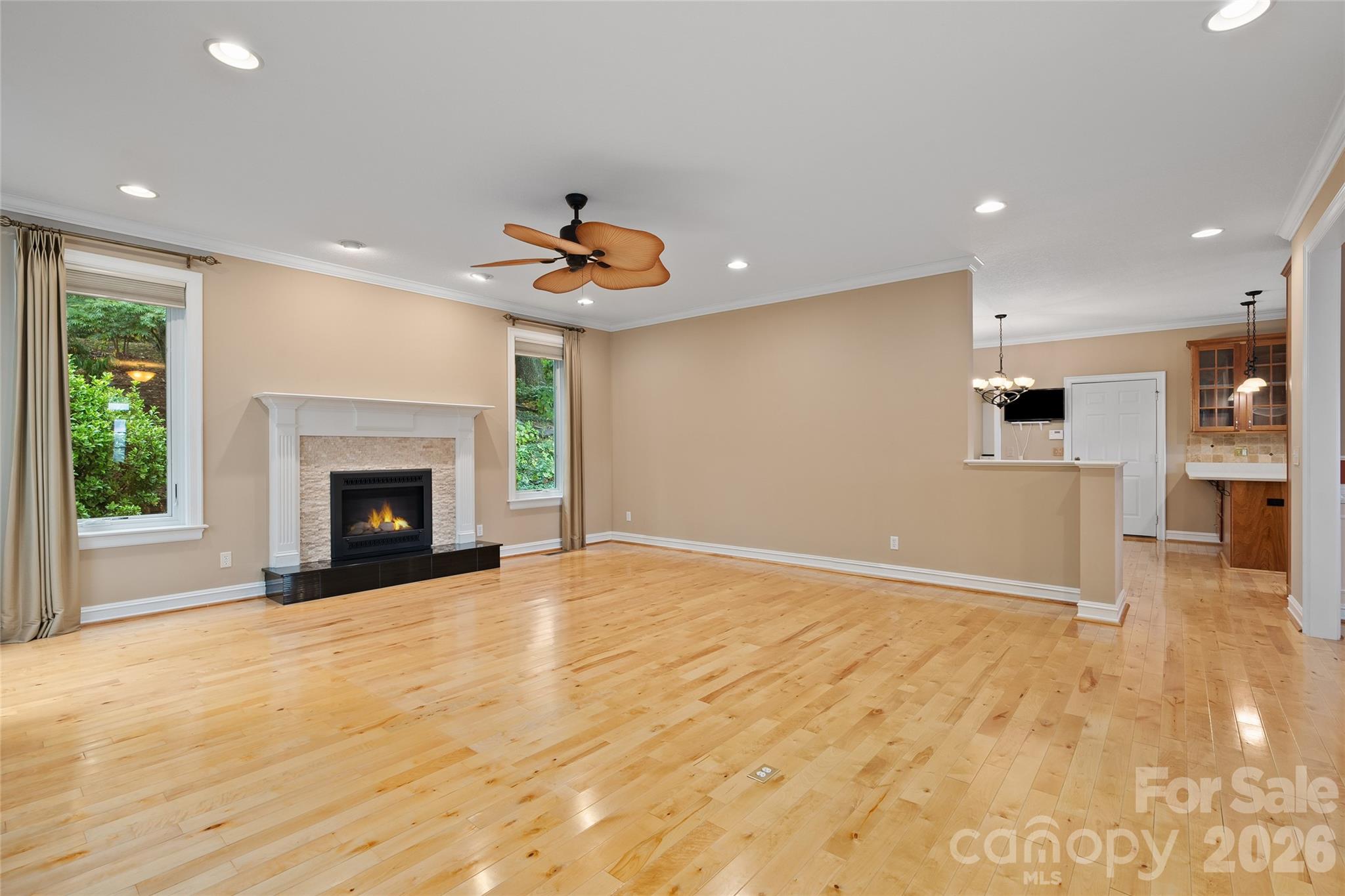 23 Clear Vista Drive — Asheville