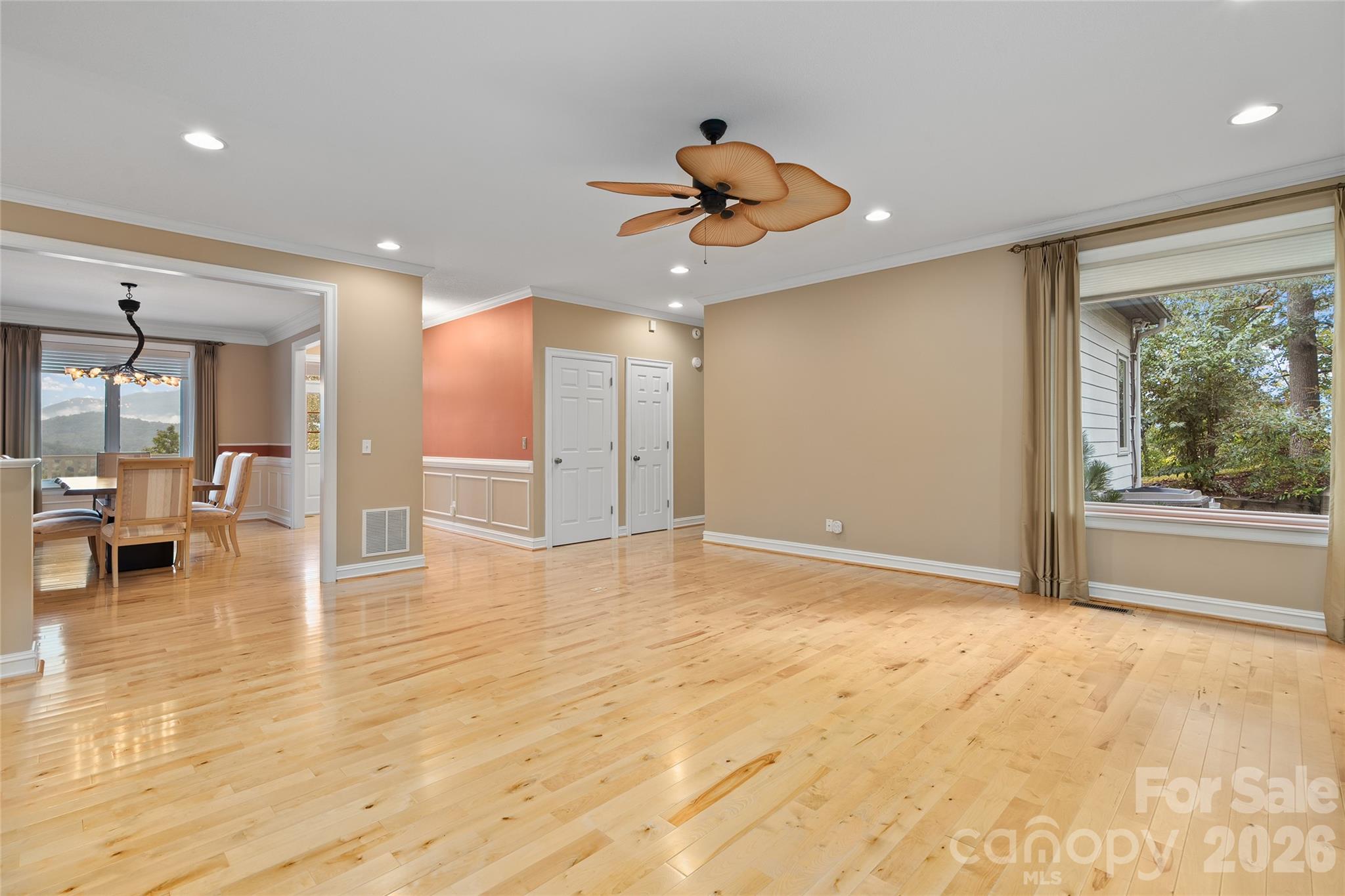 23 Clear Vista Drive — Asheville