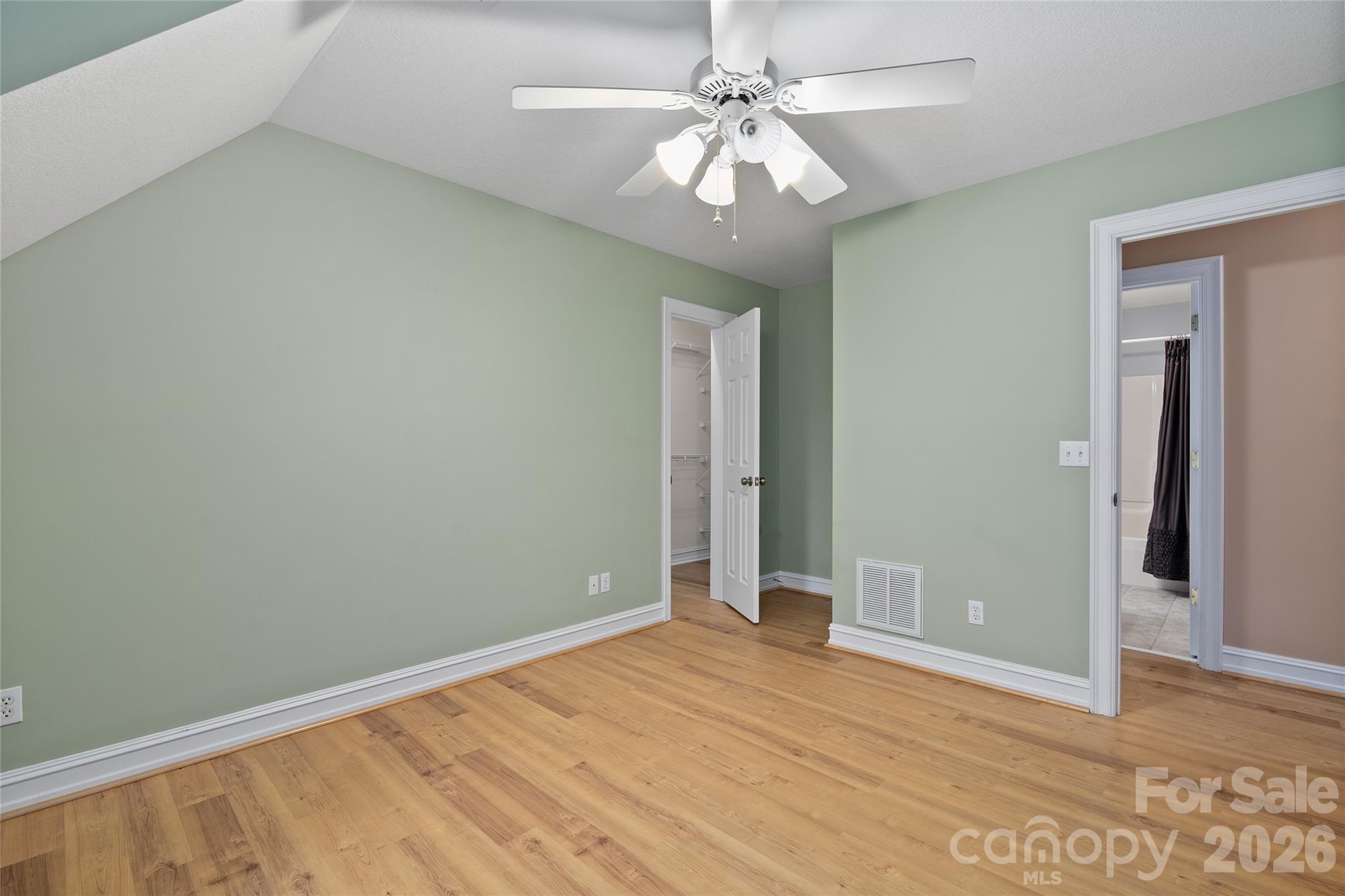 23 Clear Vista Drive — Asheville