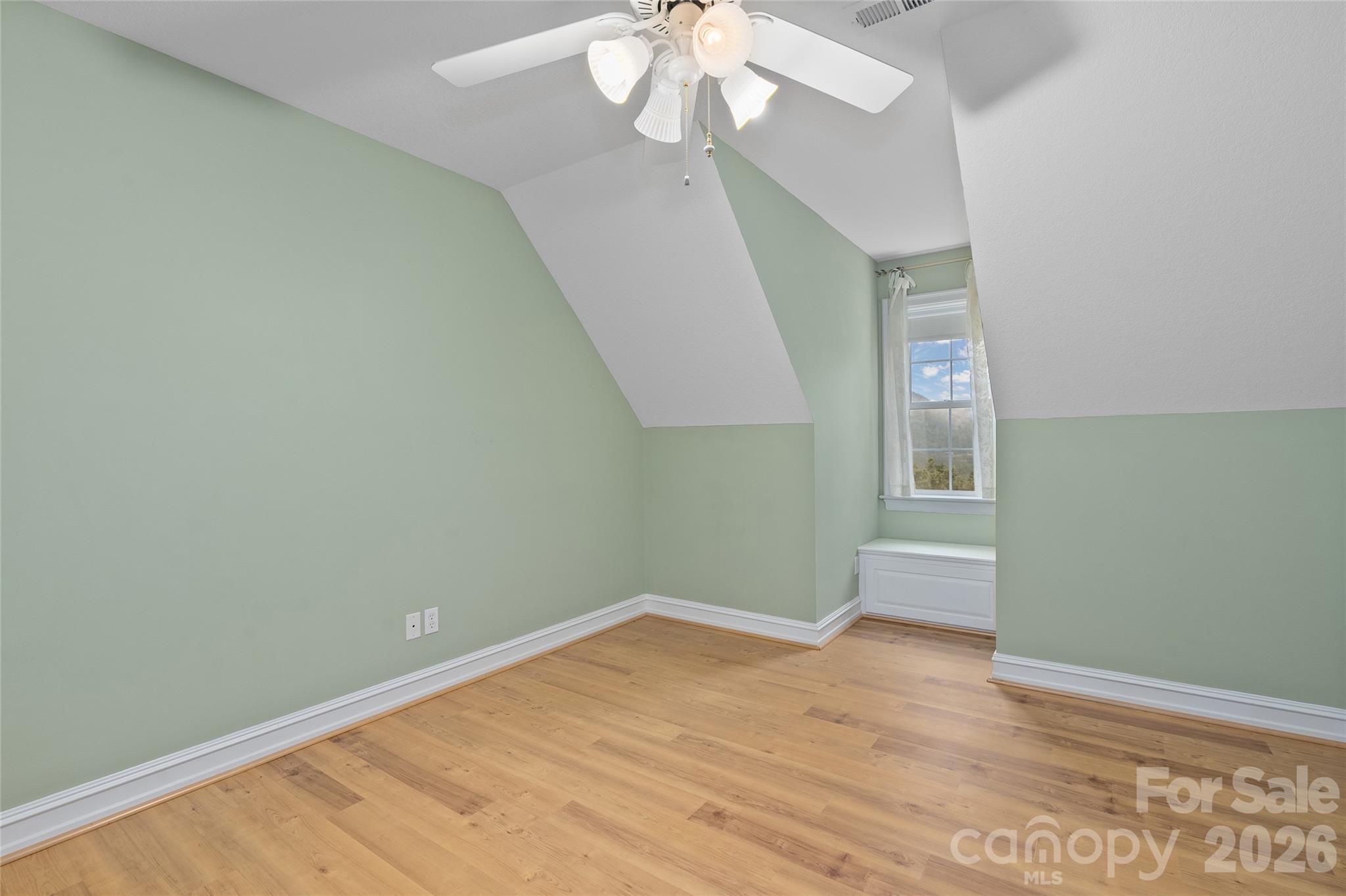 23 Clear Vista Drive — Asheville
