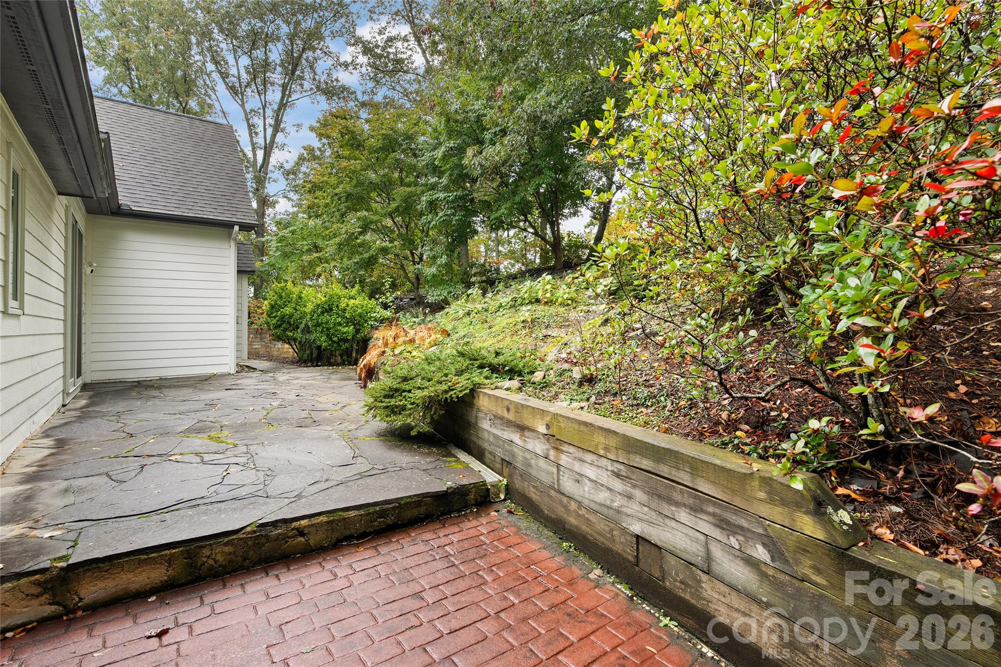 23 Clear Vista Drive — Asheville