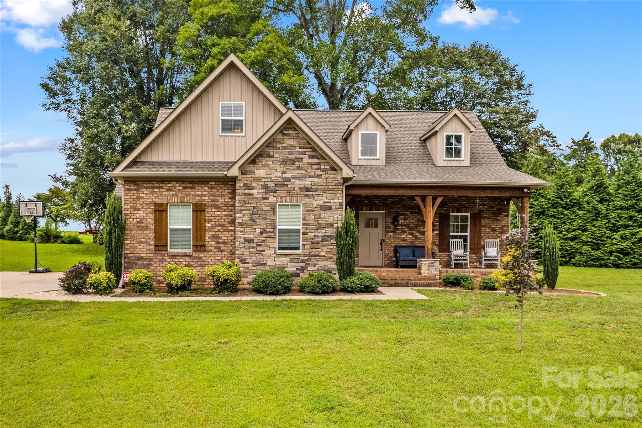 178 Nellwood Court — Mocksville