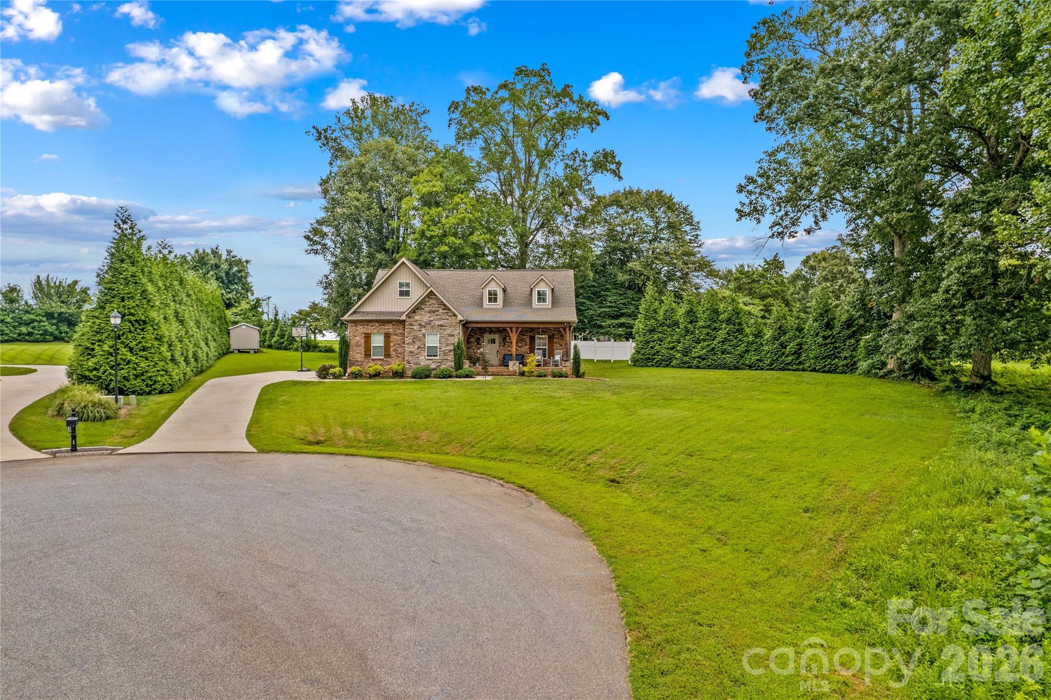 178 Nellwood Court — Mocksville