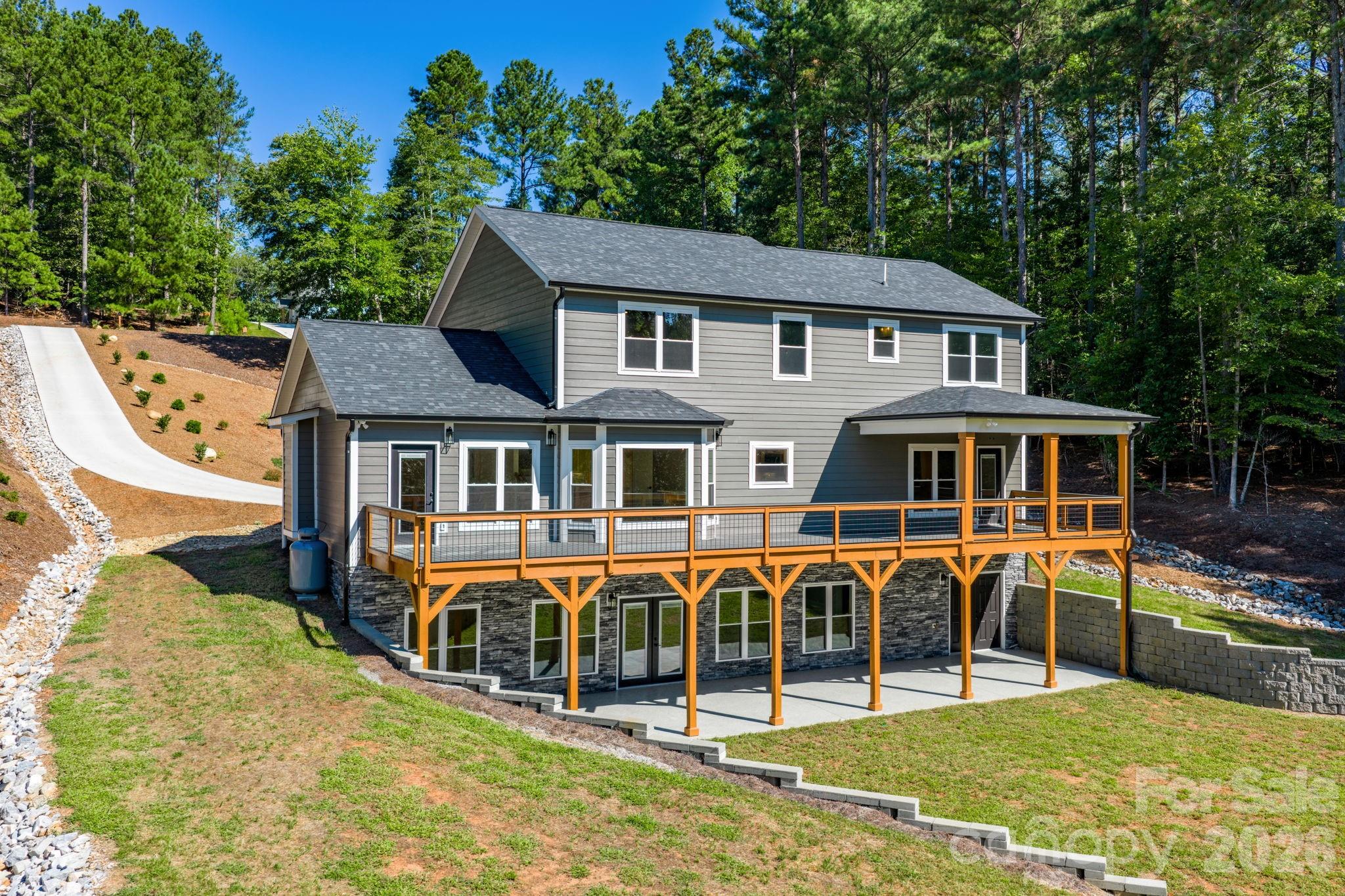 2366 W Paradise Harbor Drive — Connelly Springs