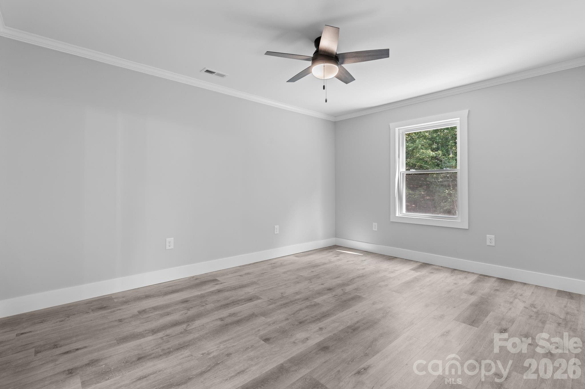 2366 W Paradise Harbor Drive — Connelly Springs