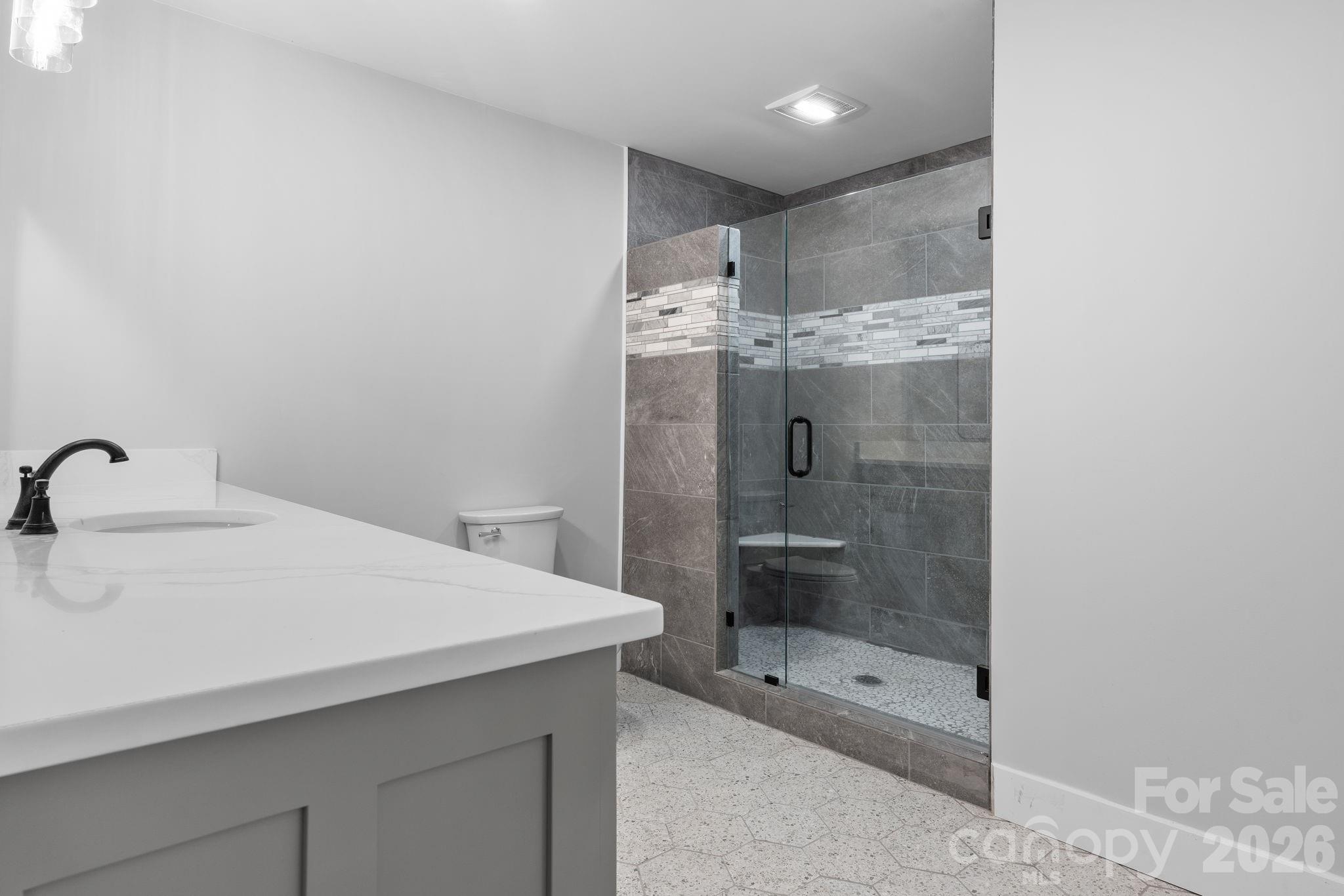 2366 W Paradise Harbor Drive — Connelly Springs