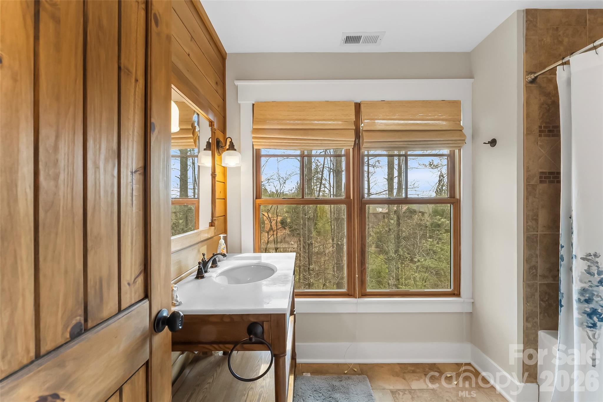 4064 Dense Acre Trail — Nebo