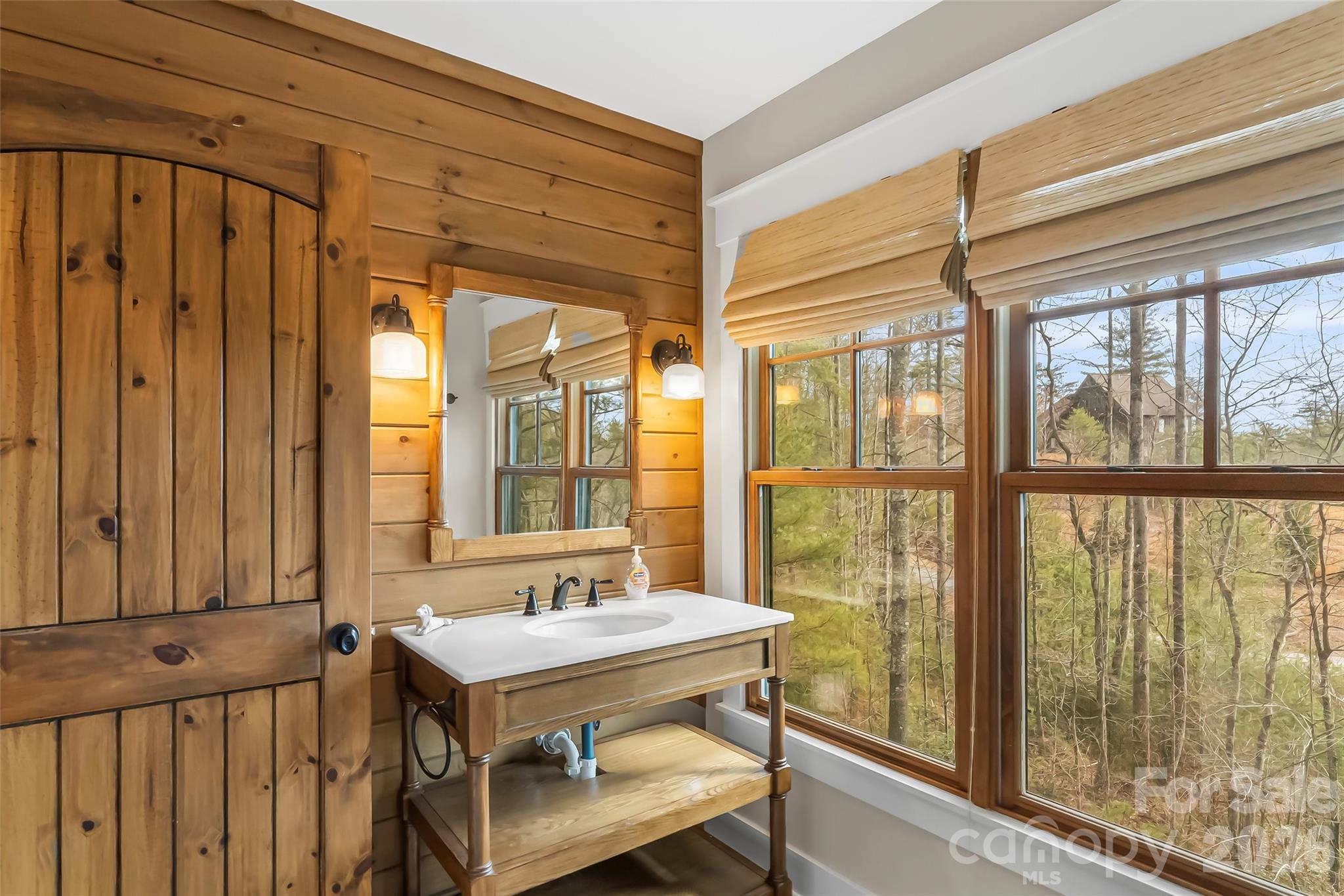 4064 Dense Acre Trail — Nebo